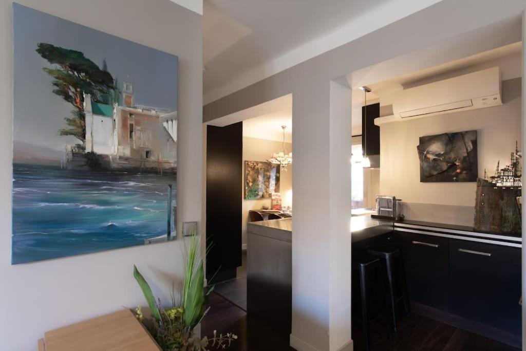 #39 Old Town 3 Bdr Ac Balcony 5mins Walk To Sea Nice