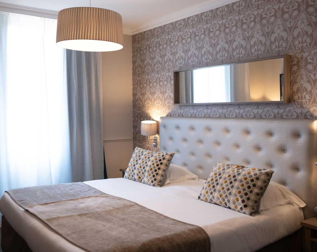 Le Royal Promenade Des Hotel 3*