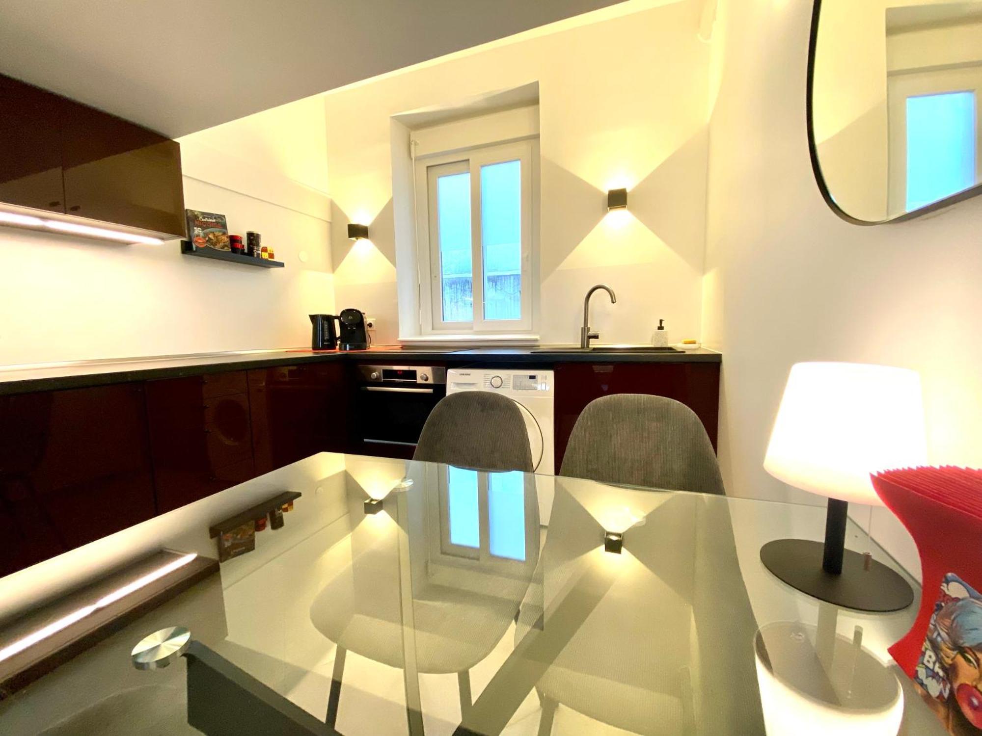 Duplex Cosy Au Coeur Du Vieux-nice * Nice