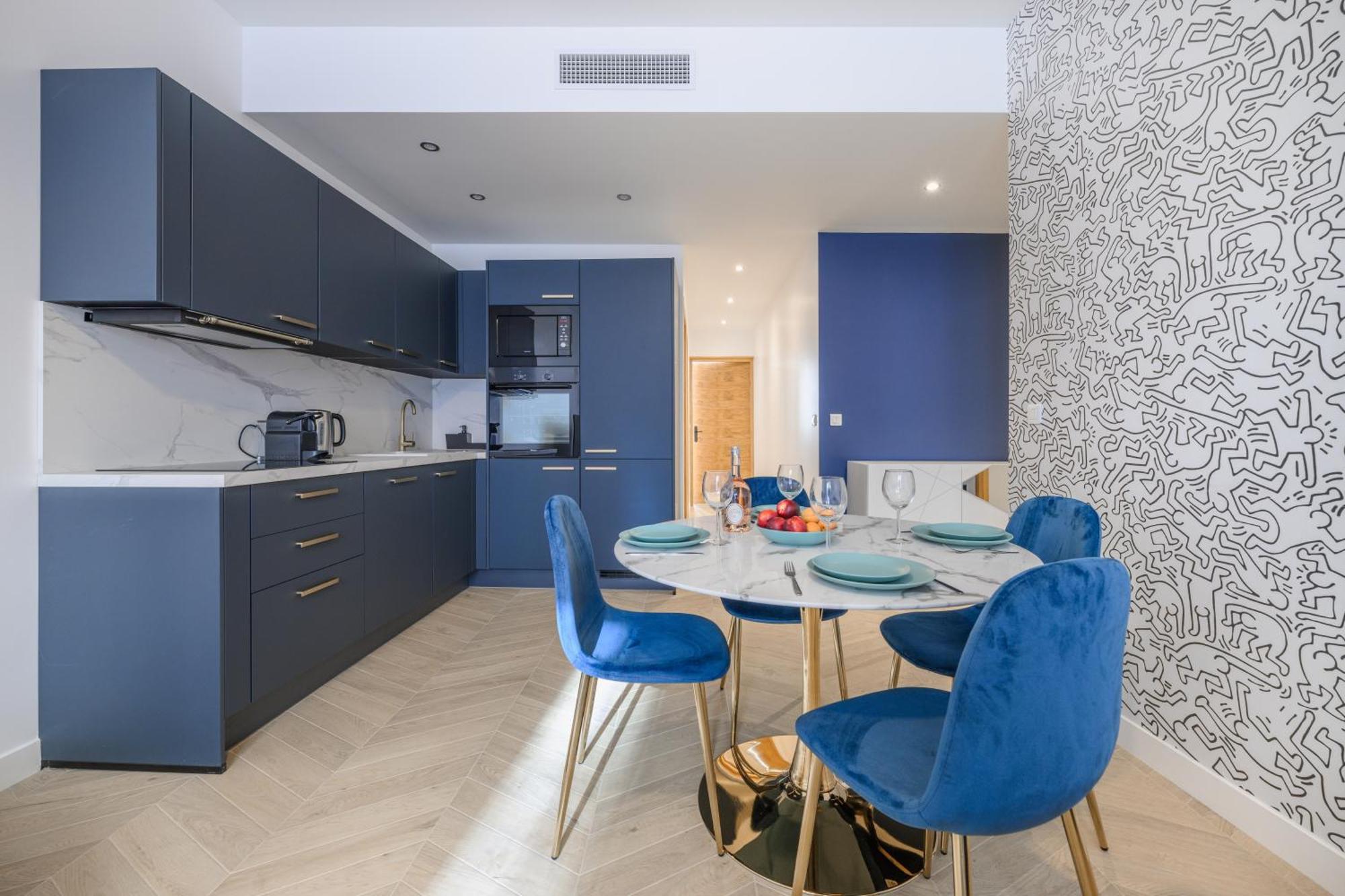 Le Walesa, Magnifique 3p, Spacieux Et Renove, Port De Apartment