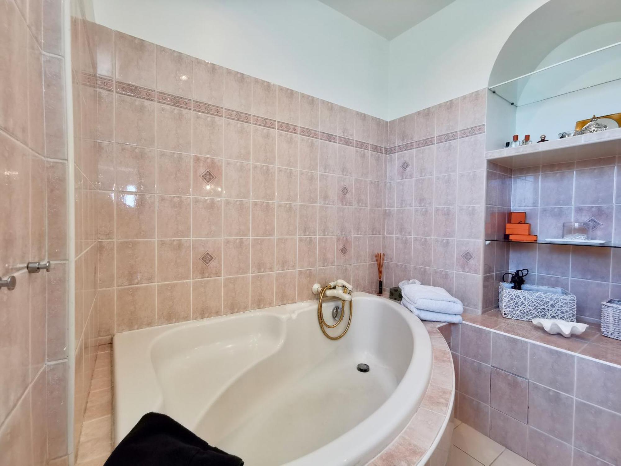 Valegrand Penthouse Sea View By Guys Nice