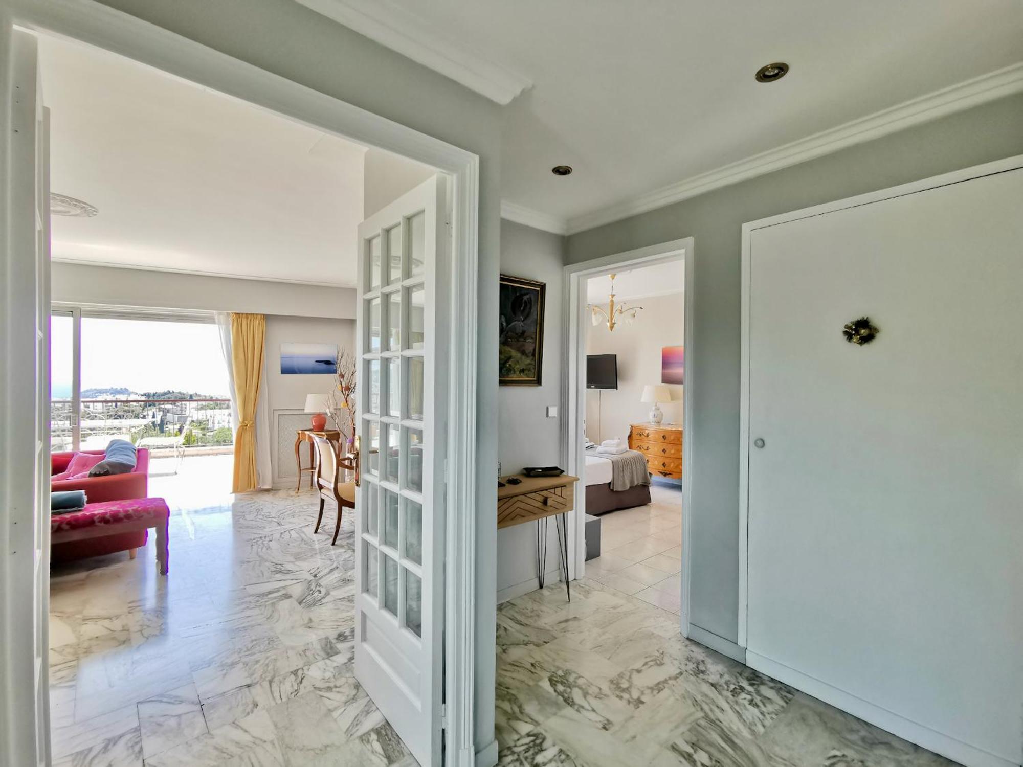 Valegrand Penthouse Sea View By Guys Nice