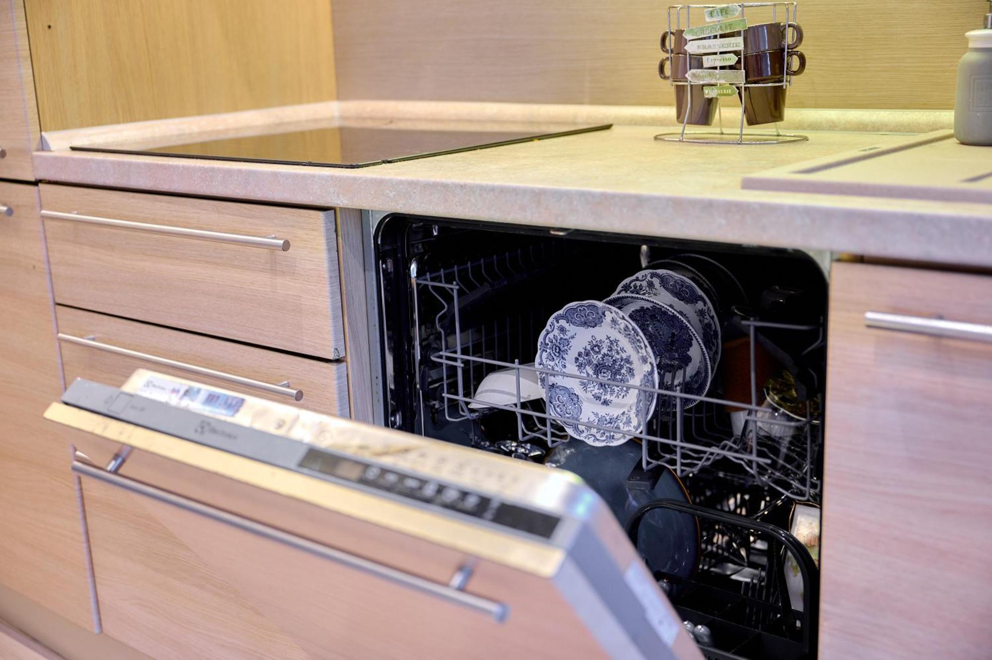 Beautiful , 3 Min Walk , Free Parking, Near Negresco * Nice