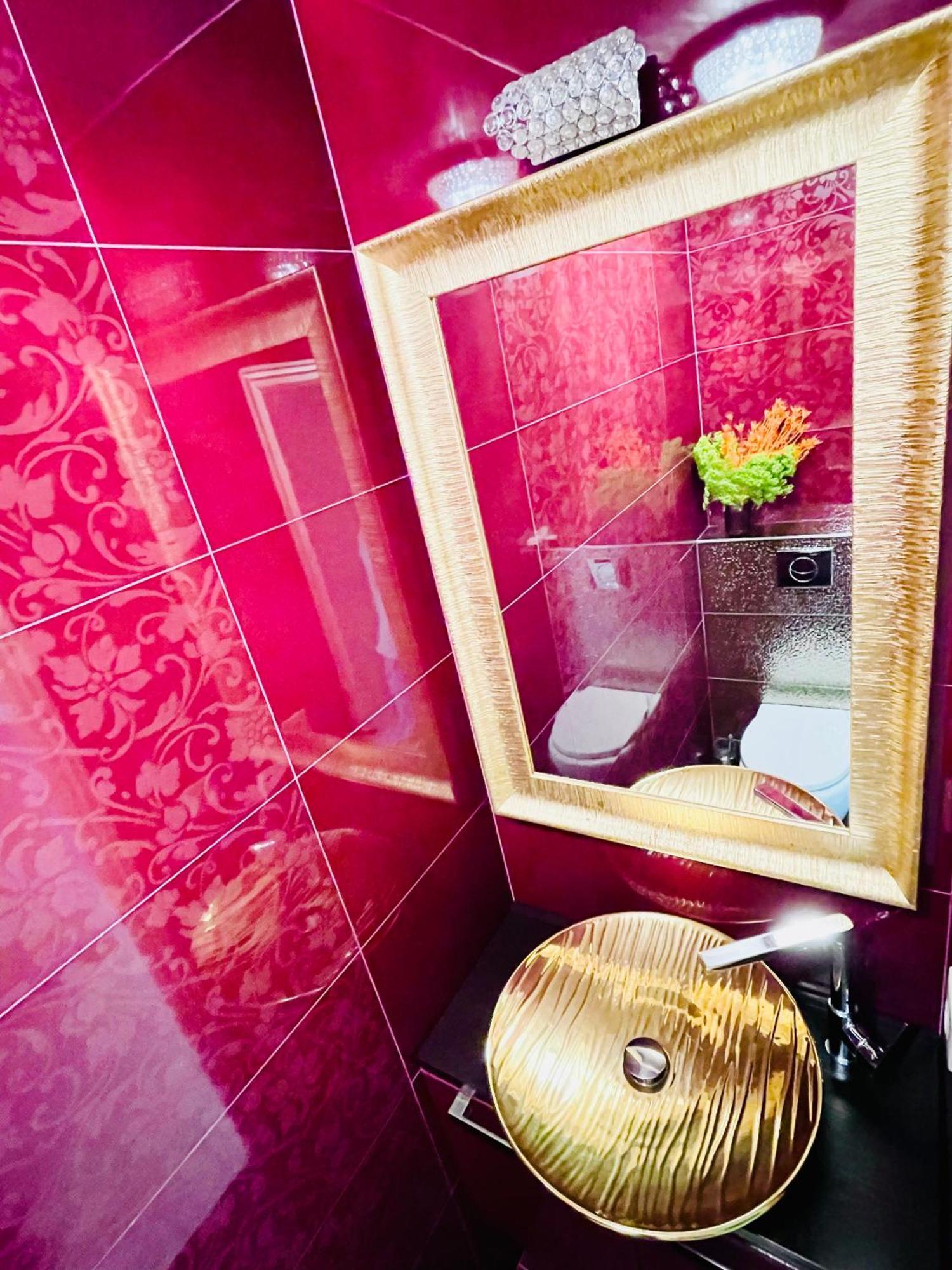 Apartamento Spacious In The Center Of Near The Sea Nice