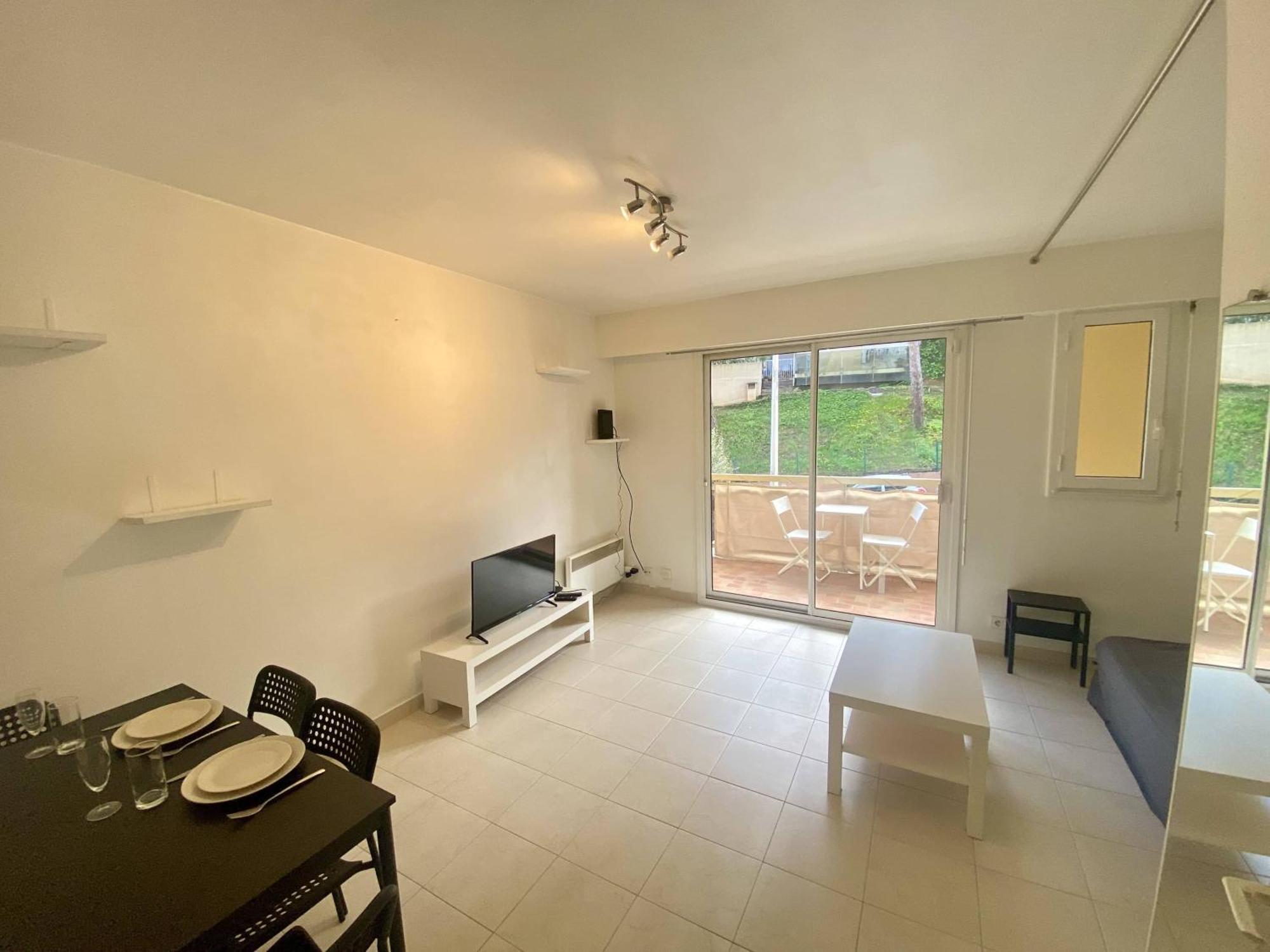 F1 Ouest, Terrasse Vue Mer, Wifi Apartamento Nice