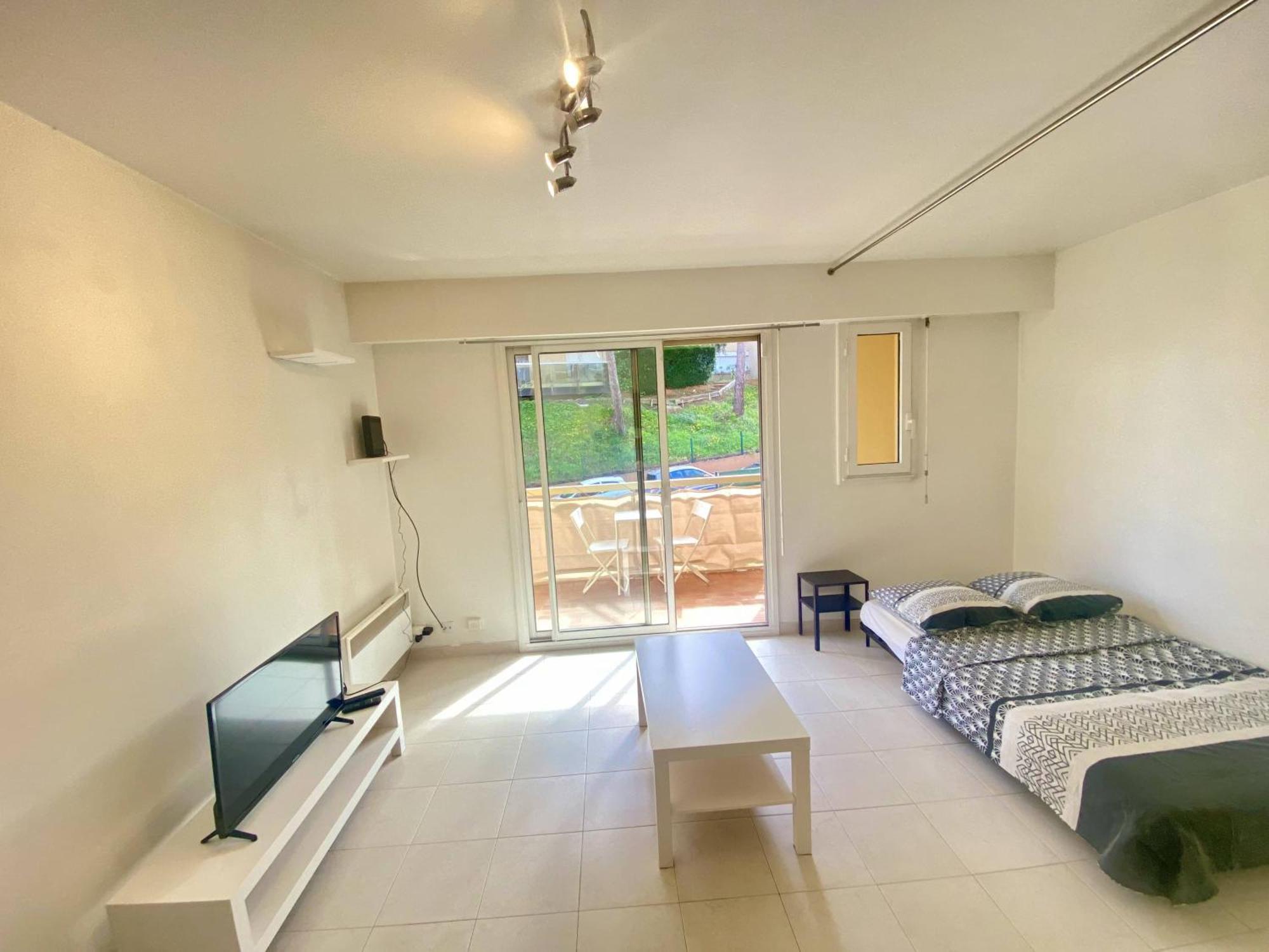 F1 Ouest, Terrasse Vue Mer, Wifi Apartamento Nice