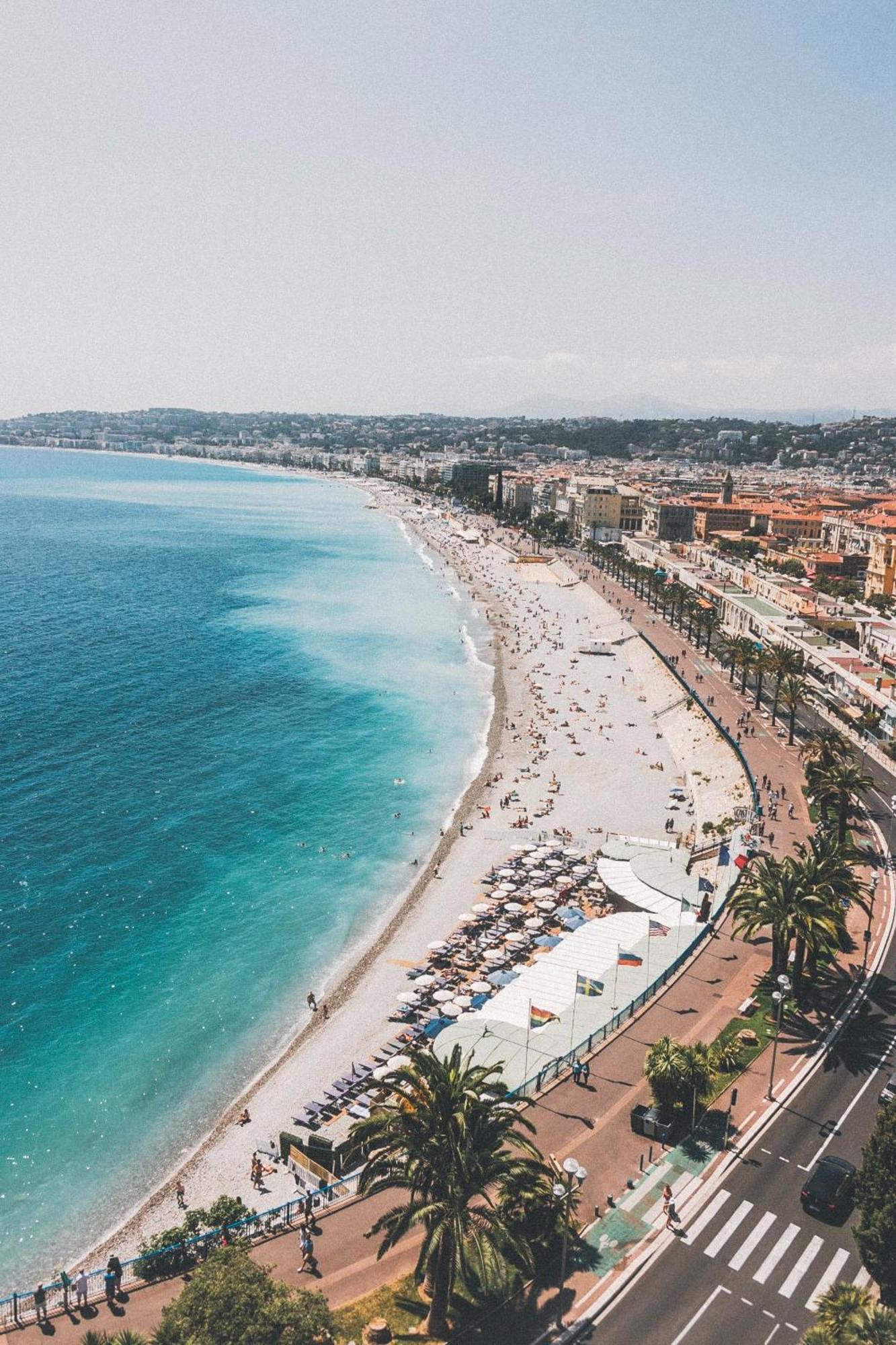 Avec Cinema A 200m De La *