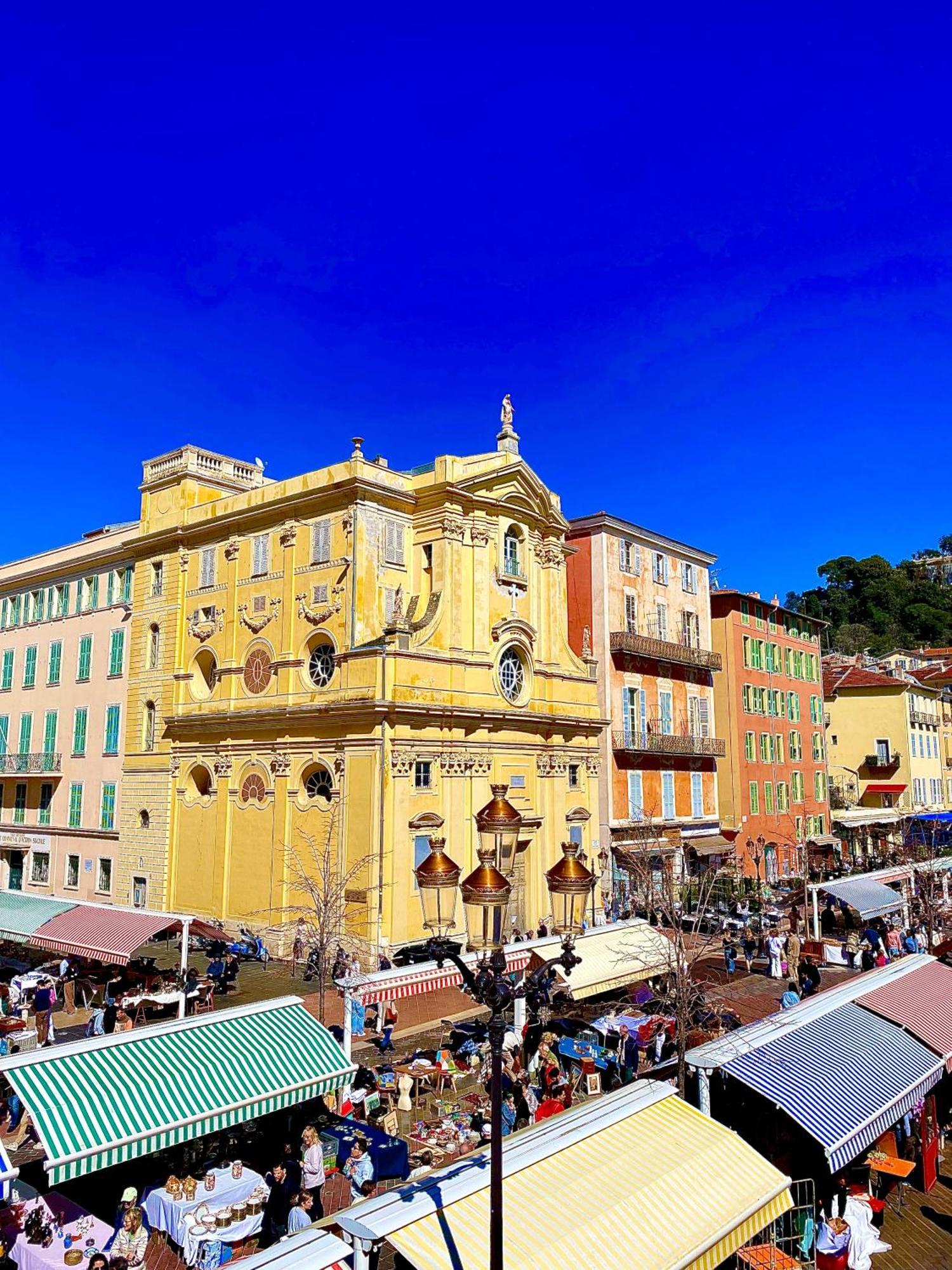 Avec Cinema A 200m De La Nice