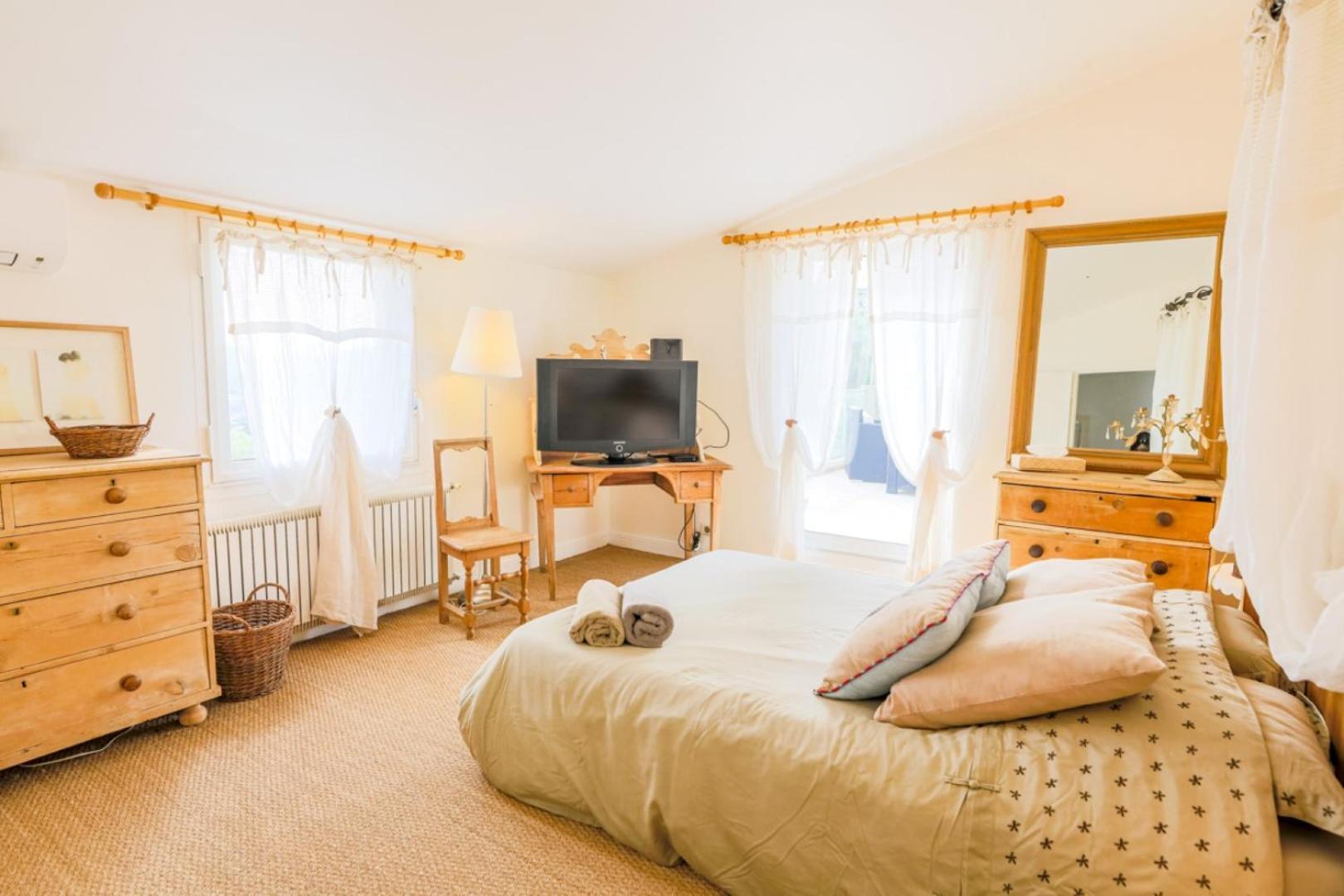 Lou Mas Soubran Vi2083 By Riviera Homes * Nice