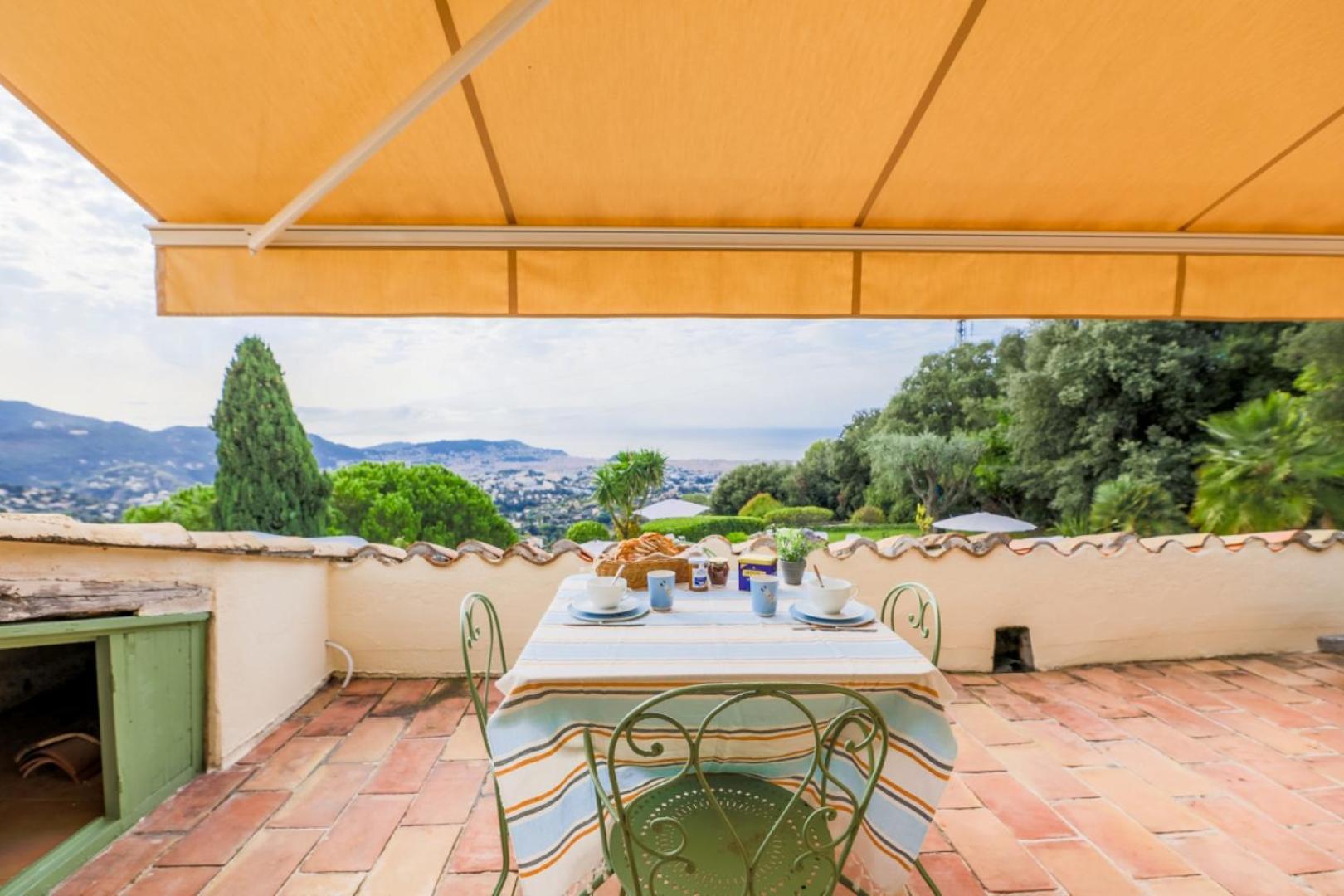 Lou Mas Soubran Vi2083 By Riviera Homes