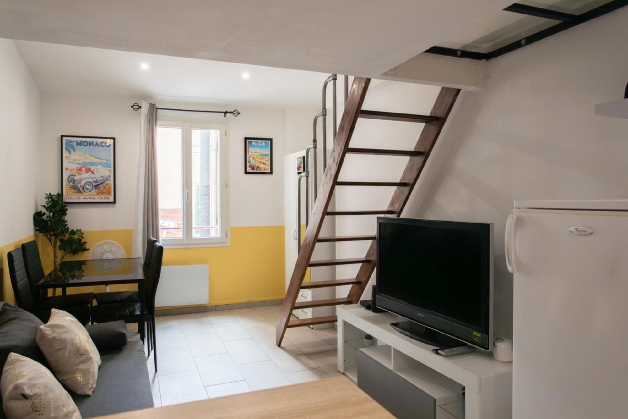 Love Cocoon Close To The Sea And City Center Apartamento Nice