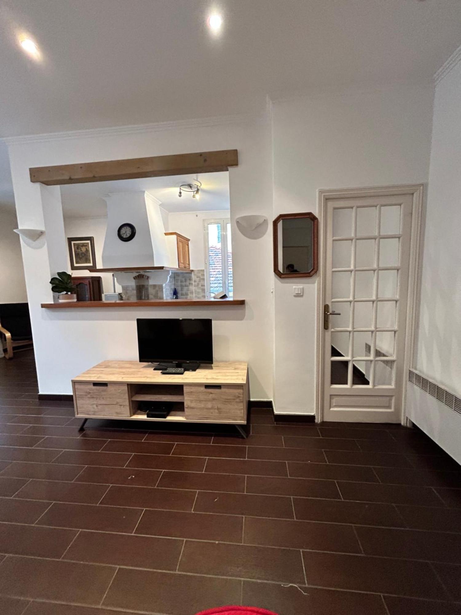 Apartment 2 Pieces Avec Balcon Nord