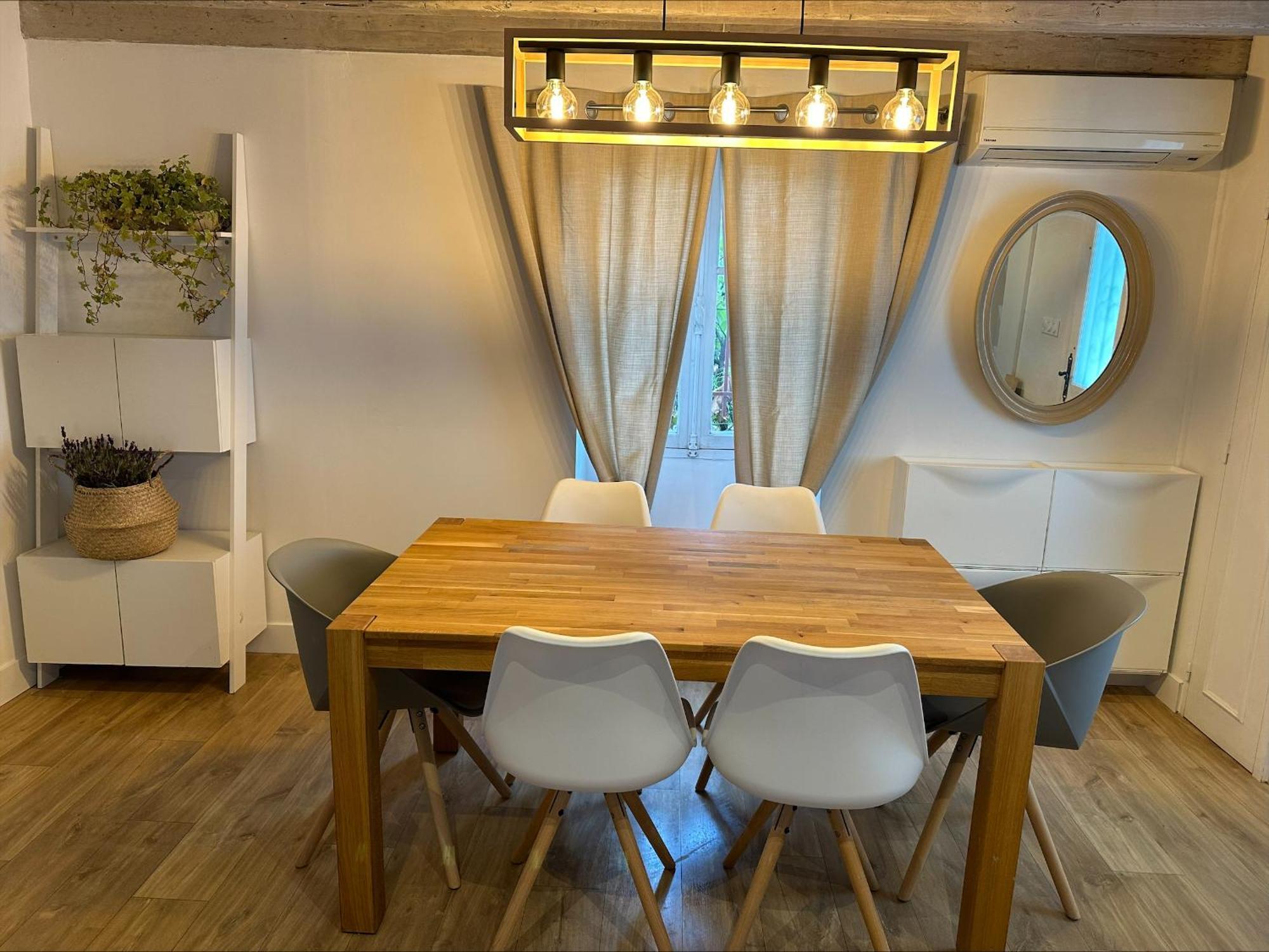 Casa de férias De Charme 6 Pieces Avec Vue Sur Les Hauteurs De