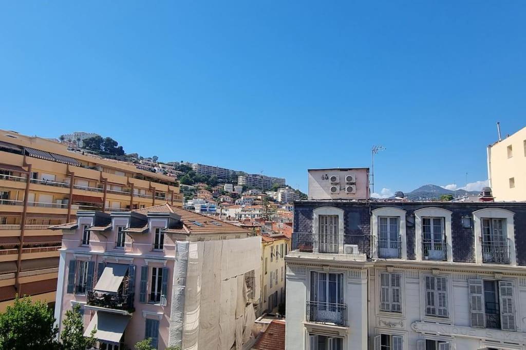 Apartment Renove, Centre, Proche Commodites Nice