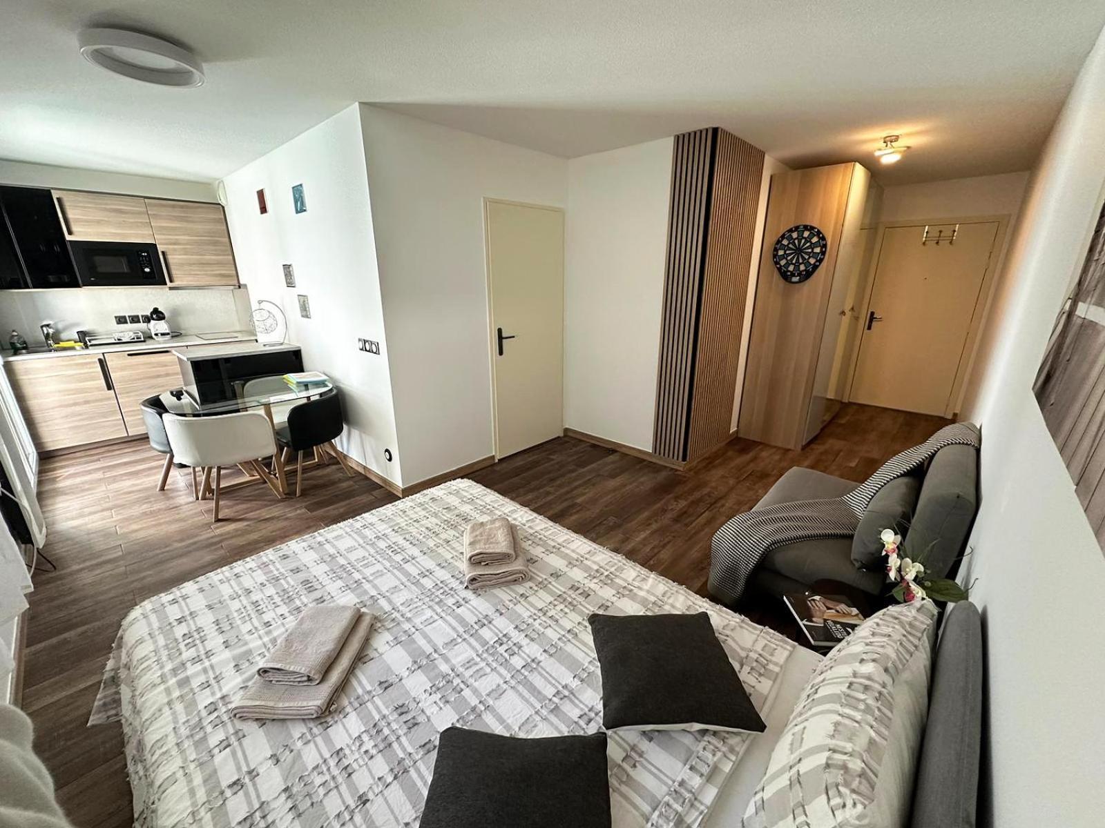 Nice, La Cote Magique Apartment