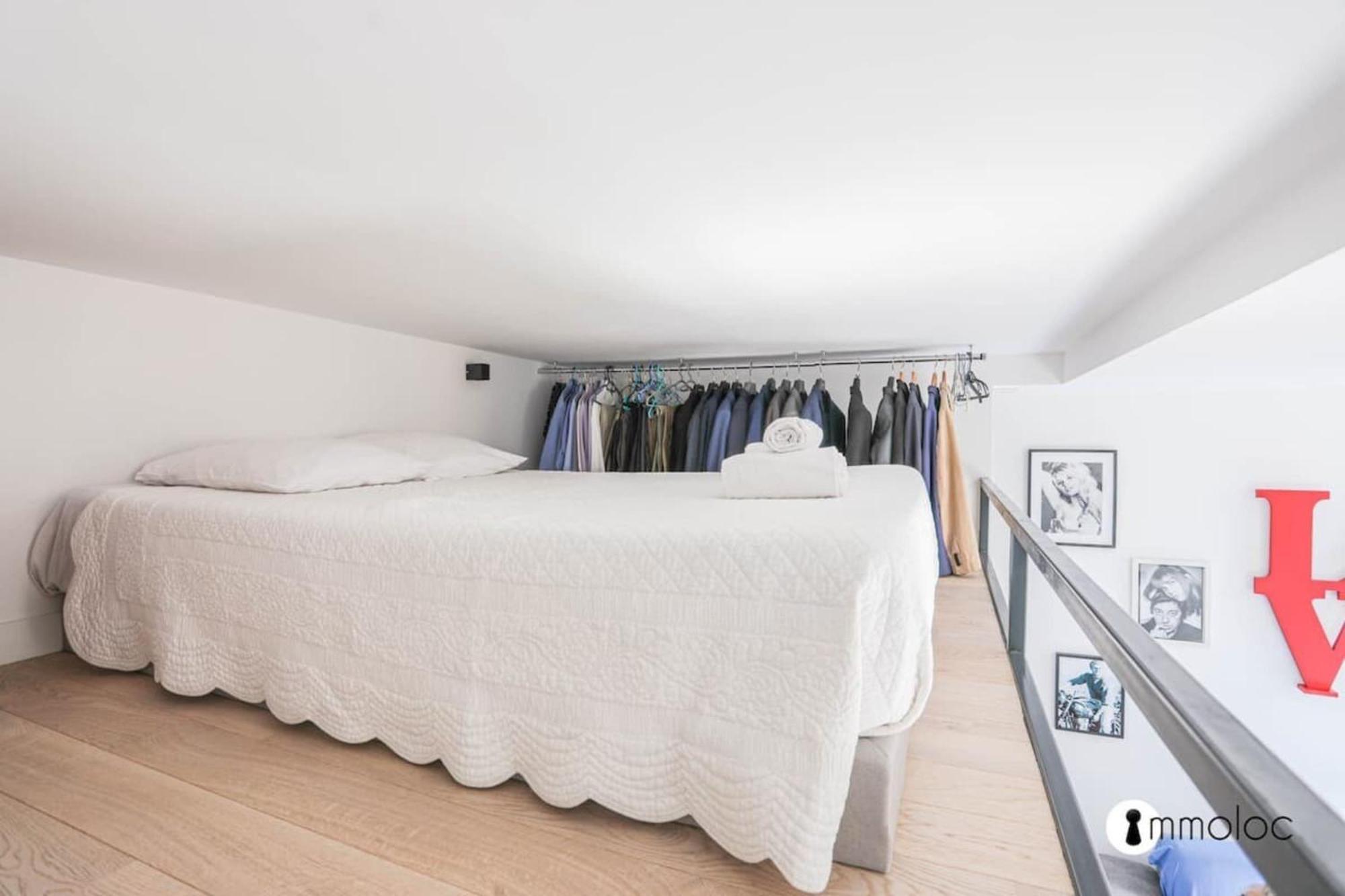 Port Of Air Conditioned Apartment *