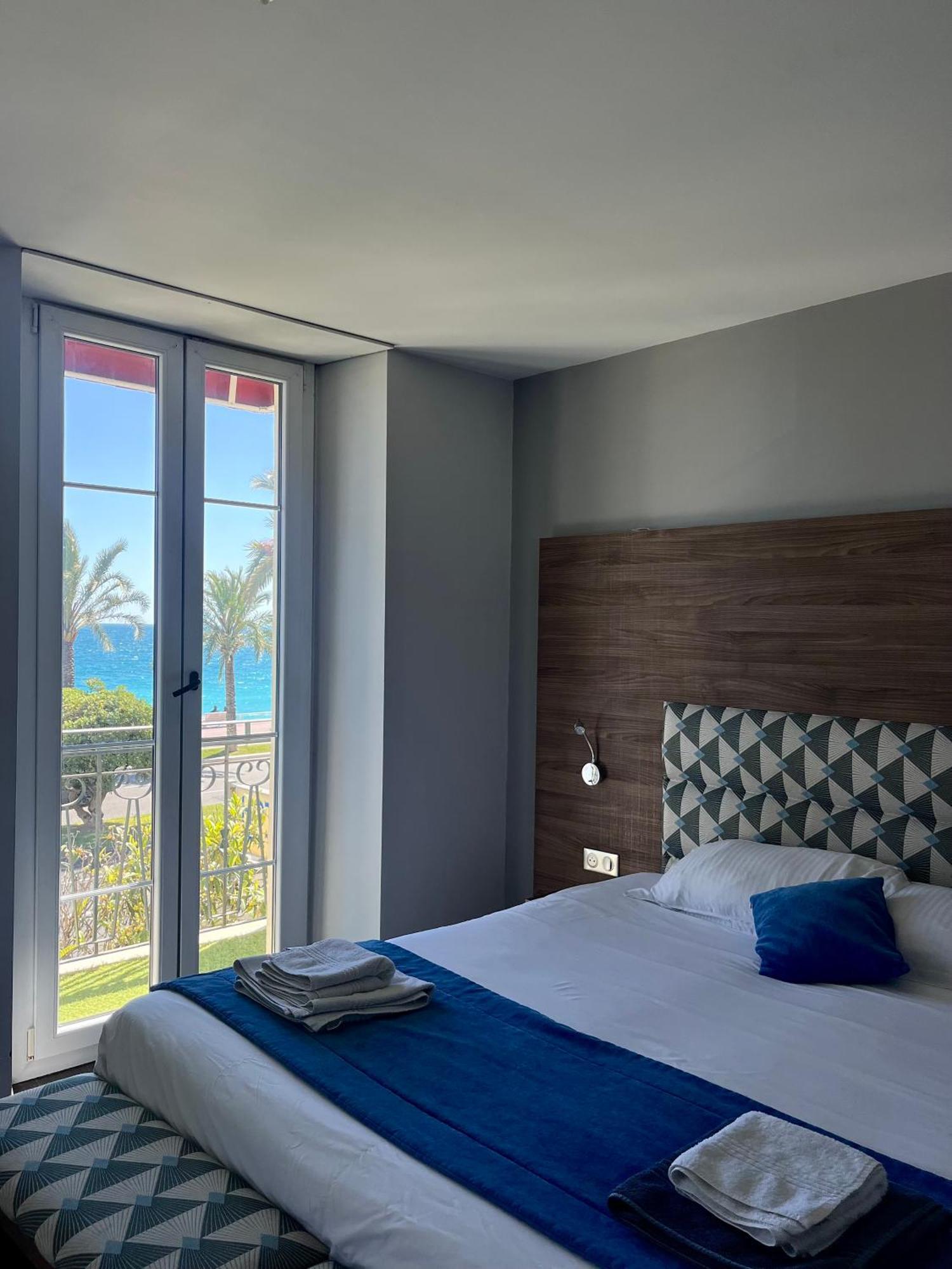 Flots D'azur Promenade Des Hotel