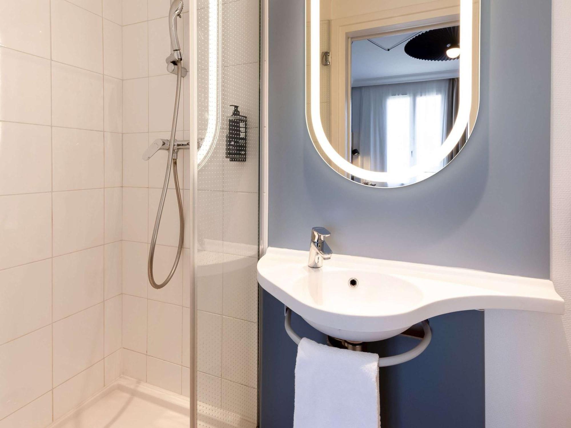 Ibis Centre Notre Dame Hotel 3*