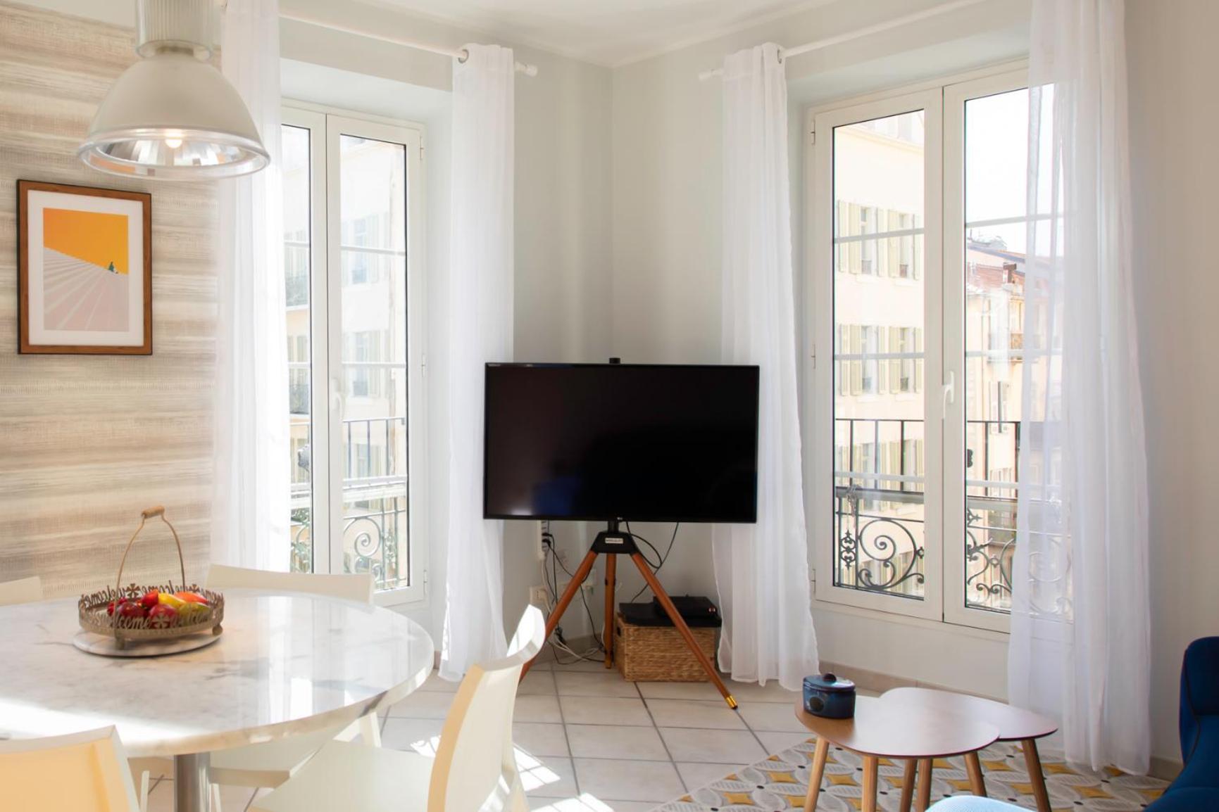 #13 Orange Ac Wifi Balcony 3mins Walk Sea Front Apartment Nice