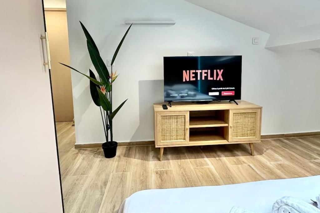 Climatise - 2min Plage-tram-restaurant Apartment *
