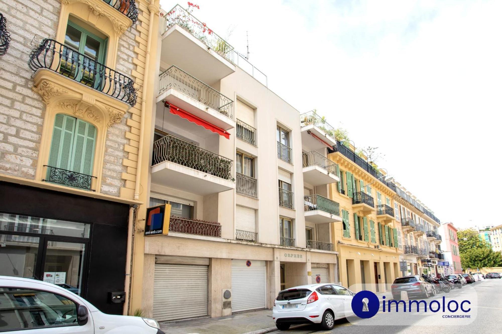 Air-conditioned District Of The Musicians Apartment