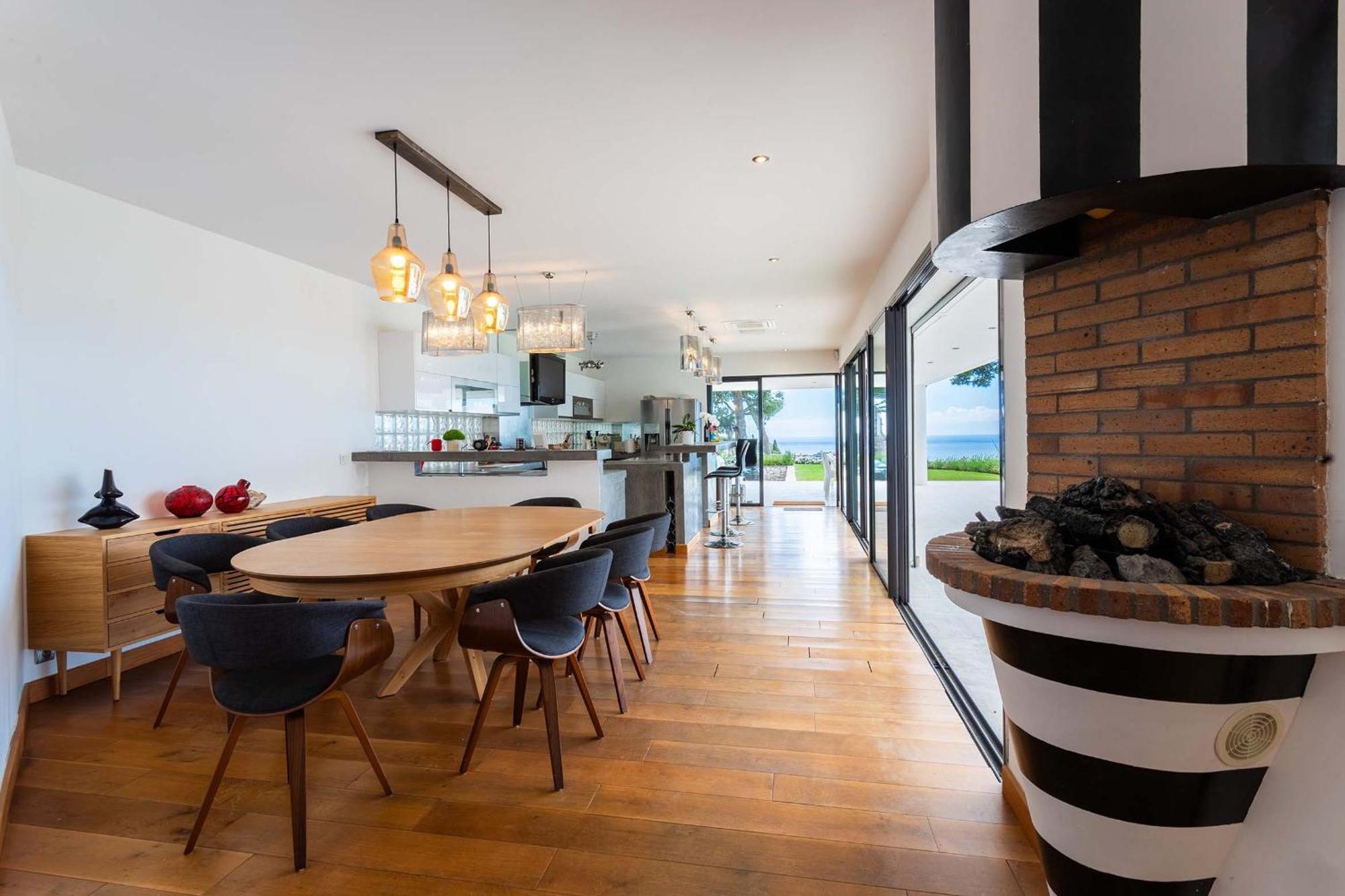 Adriana Vi4411 By Riviera Homes Villa *