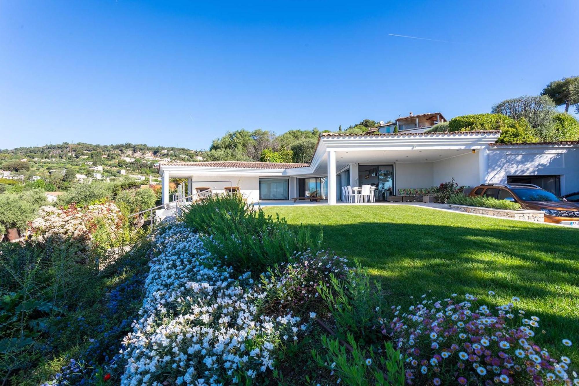 Adriana Vi4411 By Riviera Homes Villa Nice