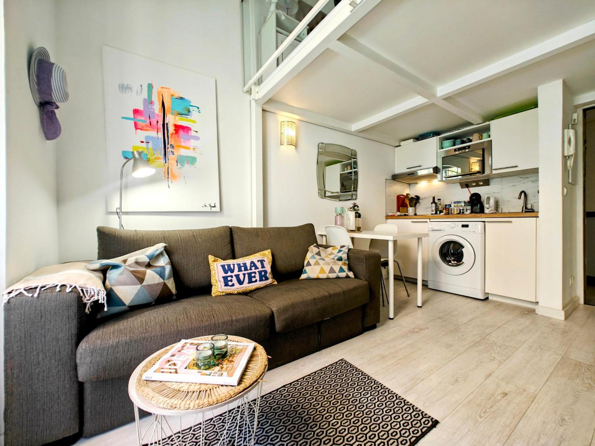 Duplex Central Close Beaches And Shops And Balcony