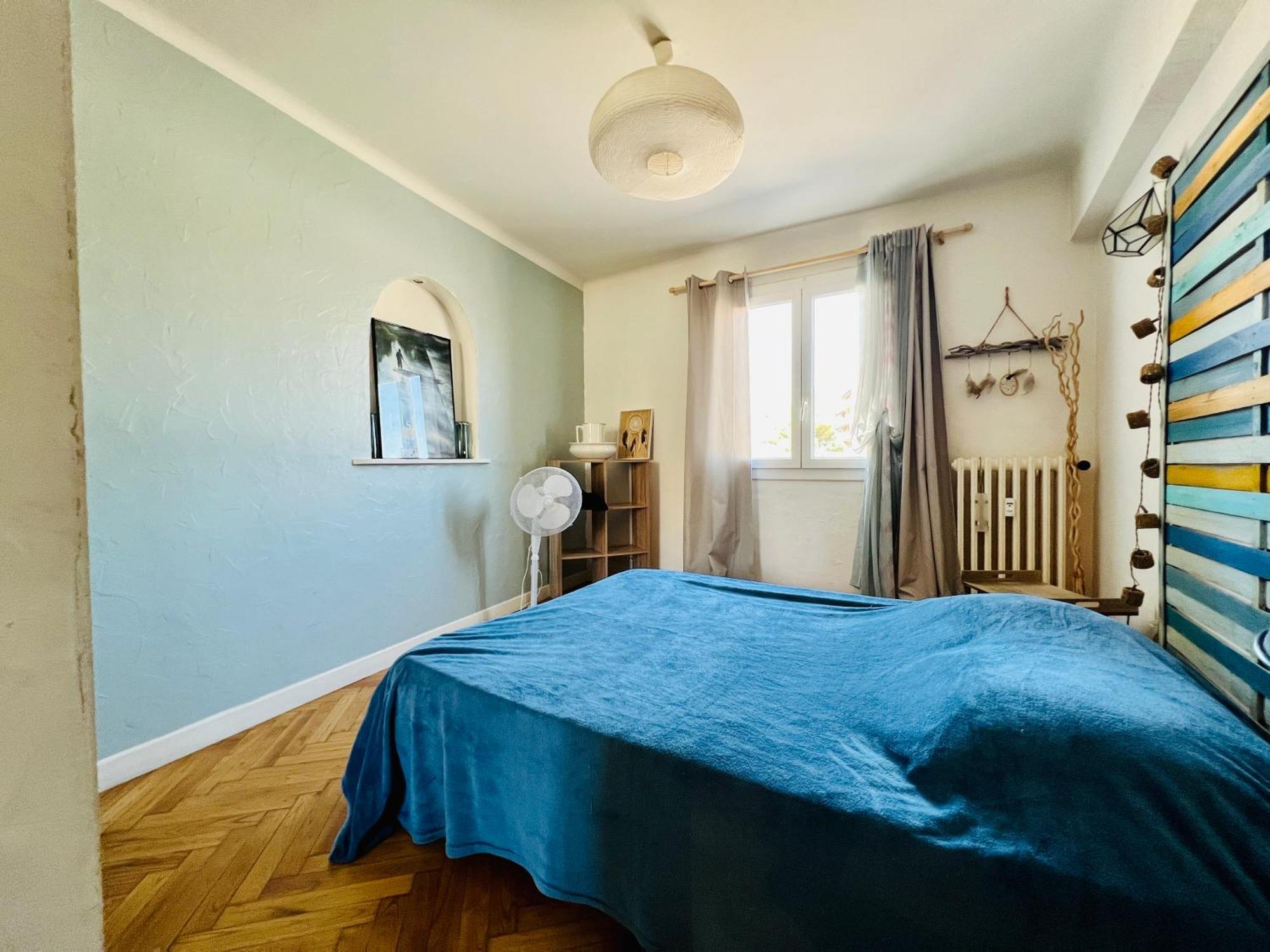 3 Pieces Arenas Ouest Apartment