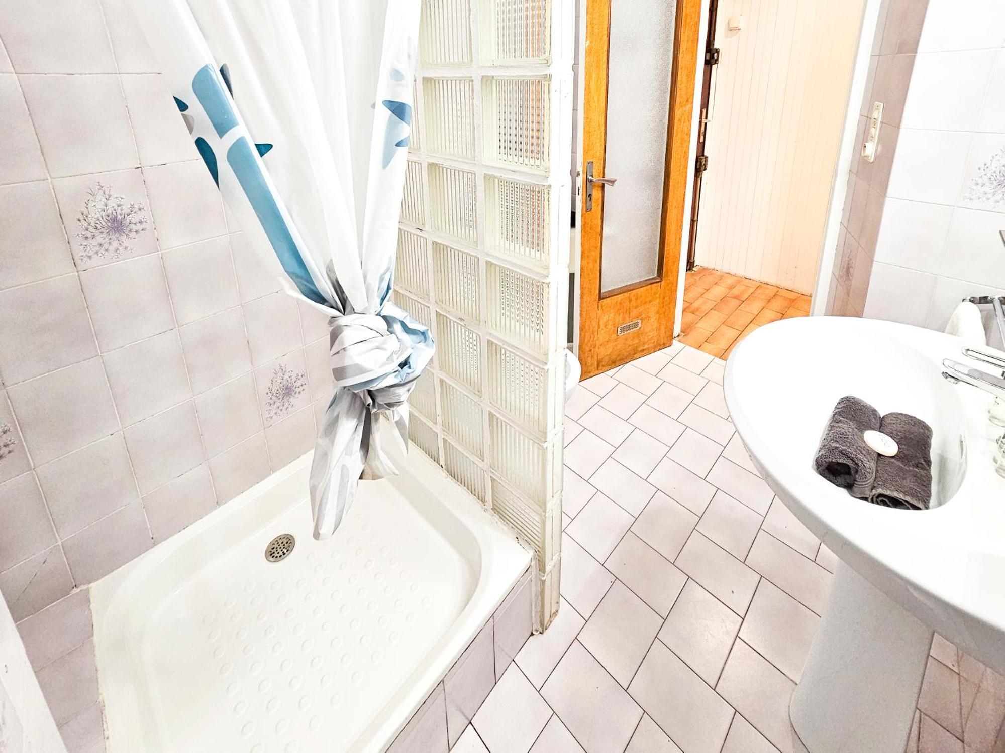 Neuve 4 Pers Wifi Vecchia Apartment