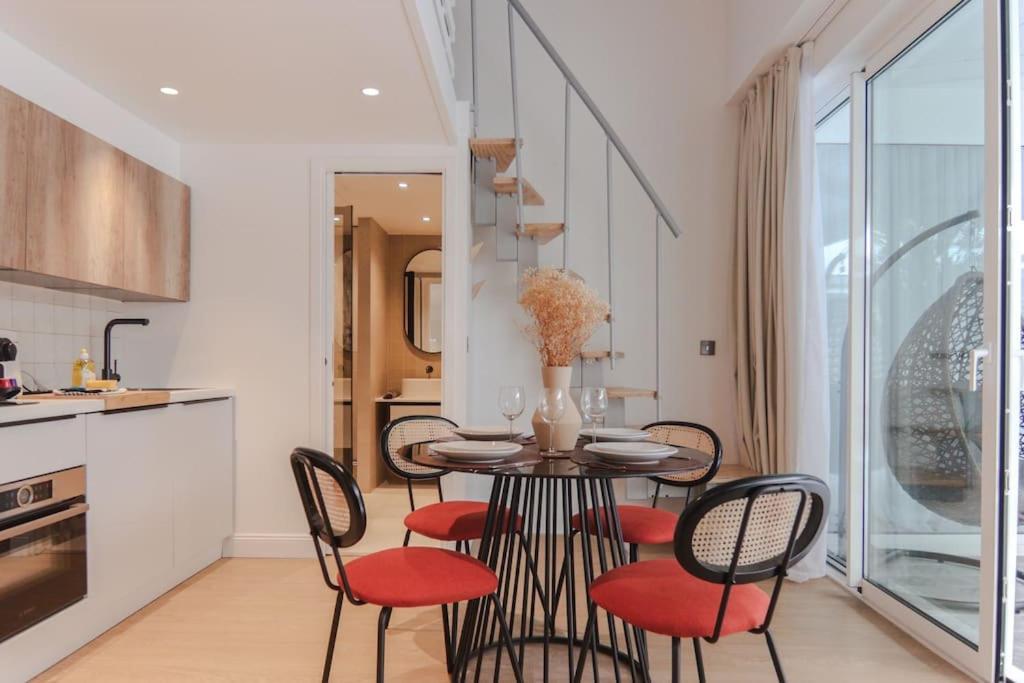 Angleterre 4 - Grand Studio Equipe Avec Mezzanine Nice