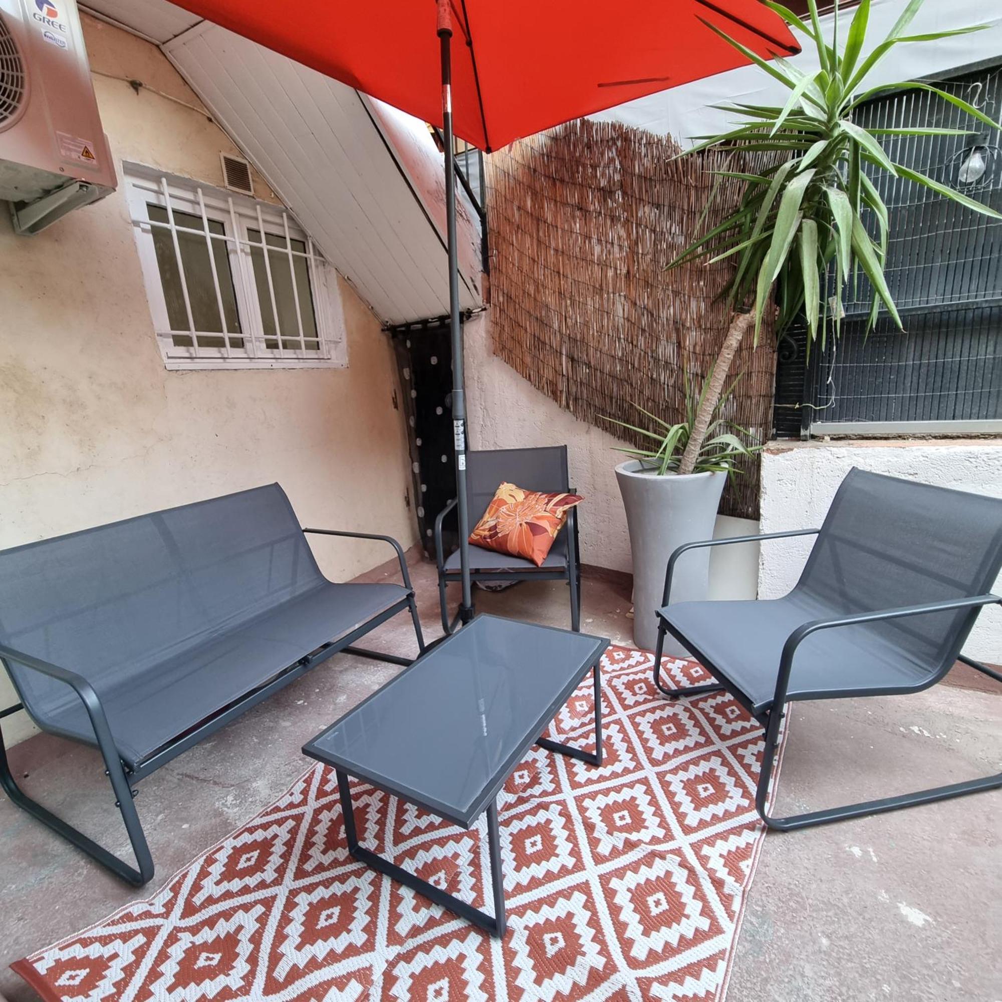 Cosy Avec Grande Terrasse * Nice