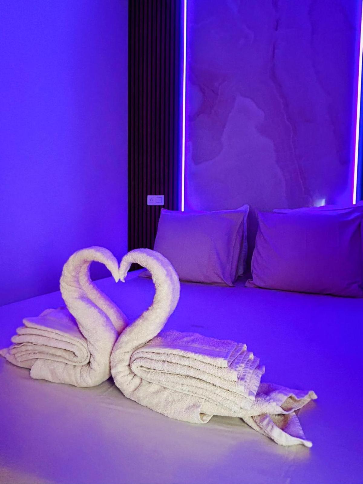 Intimate Escape - Seaside - Ac - Wifi Apartment
