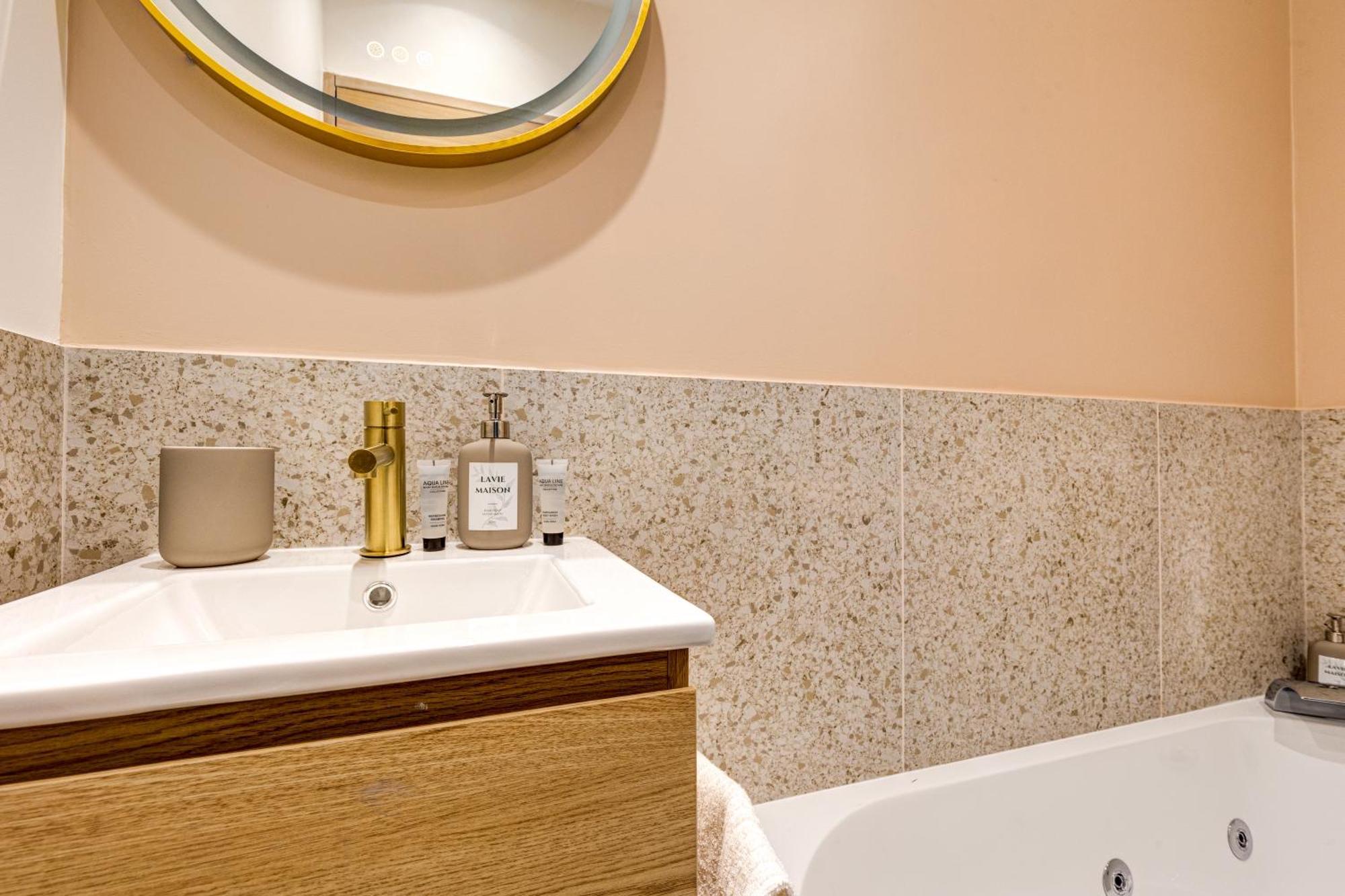 Lavie Maison Hot Tub Seaside Flat Apartment *