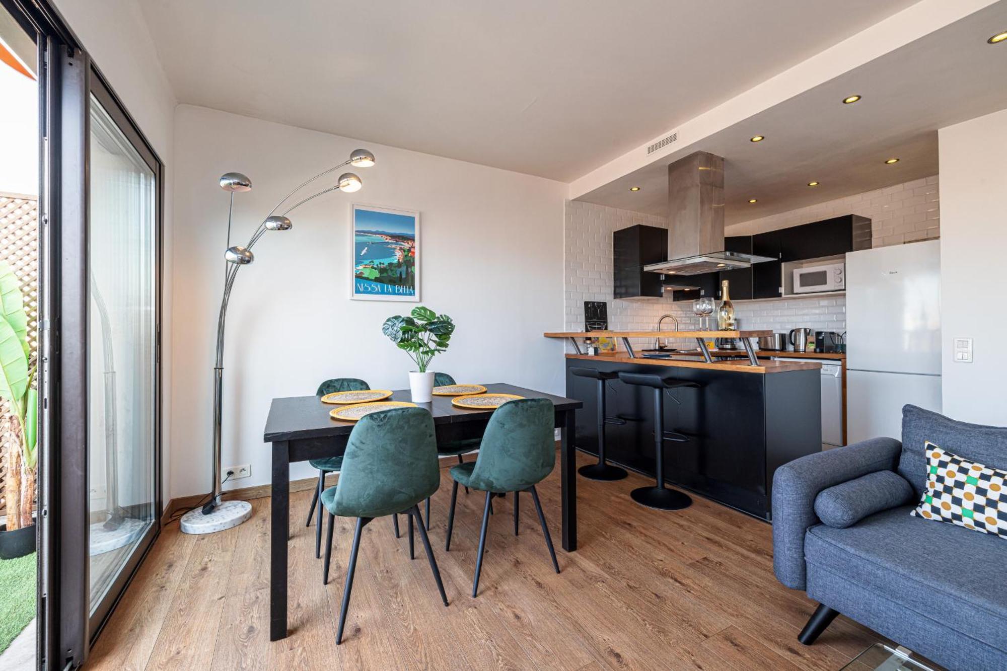Open Sky Terrace Lage 1 Bdr & Parking Nice
