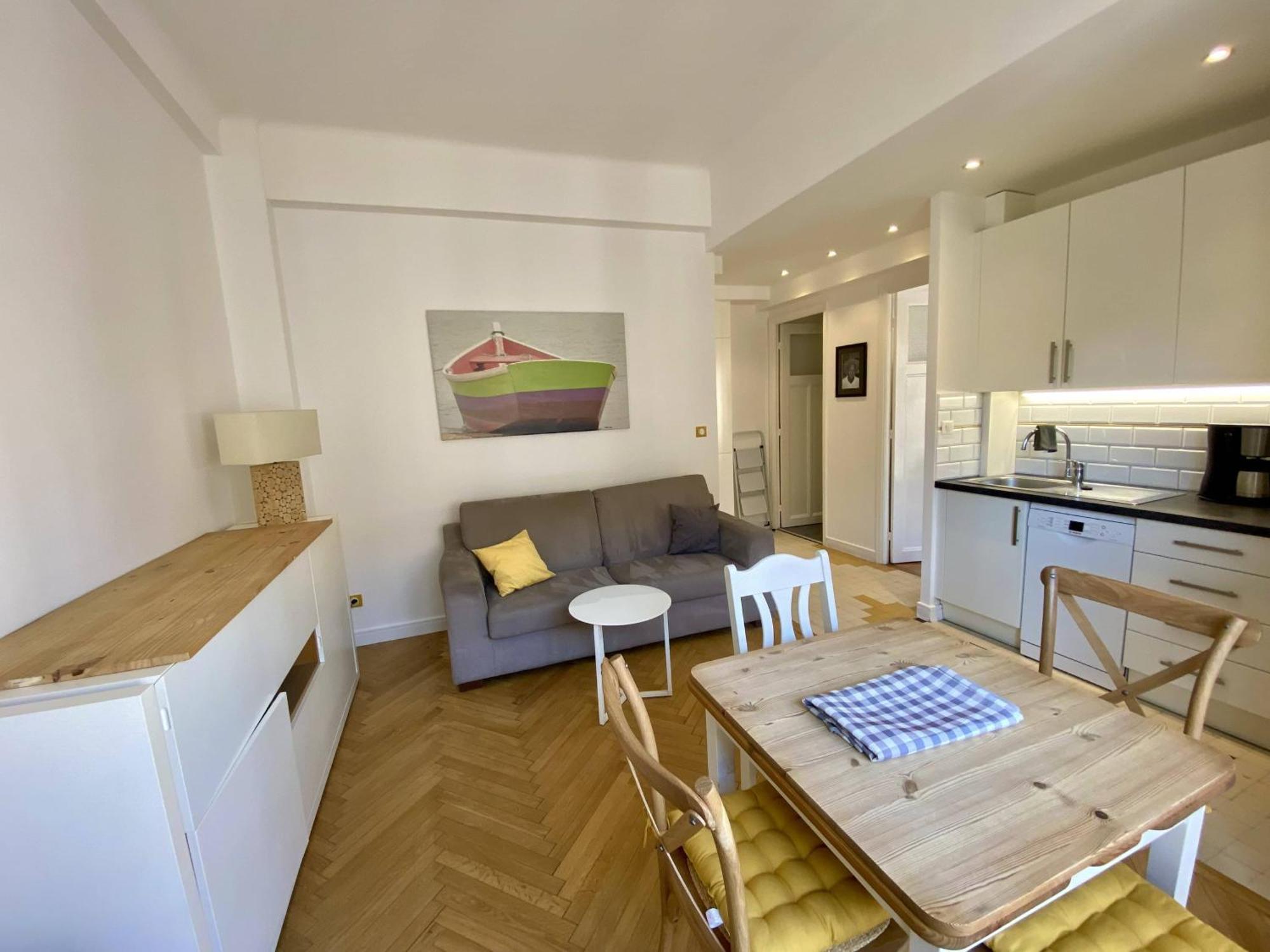 Hypercentre- Joli 2pieces Apartment