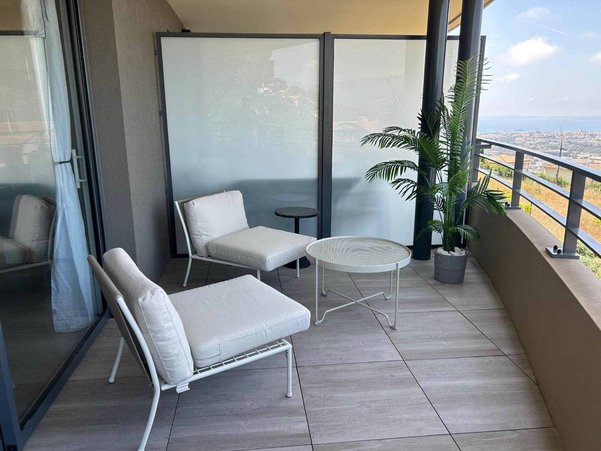 Apartment Sea Breeze *