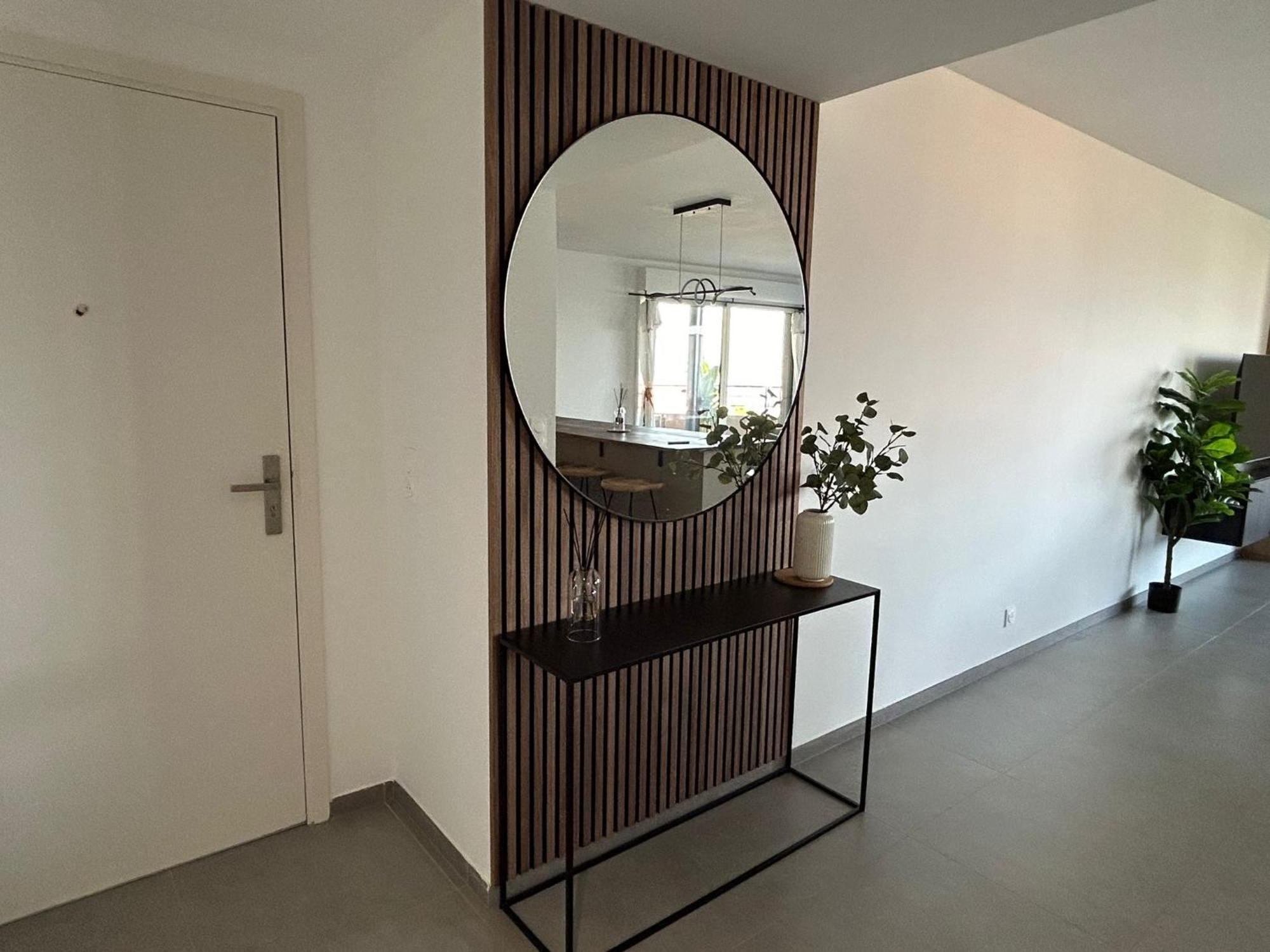 Apartment Sea Breeze Nice