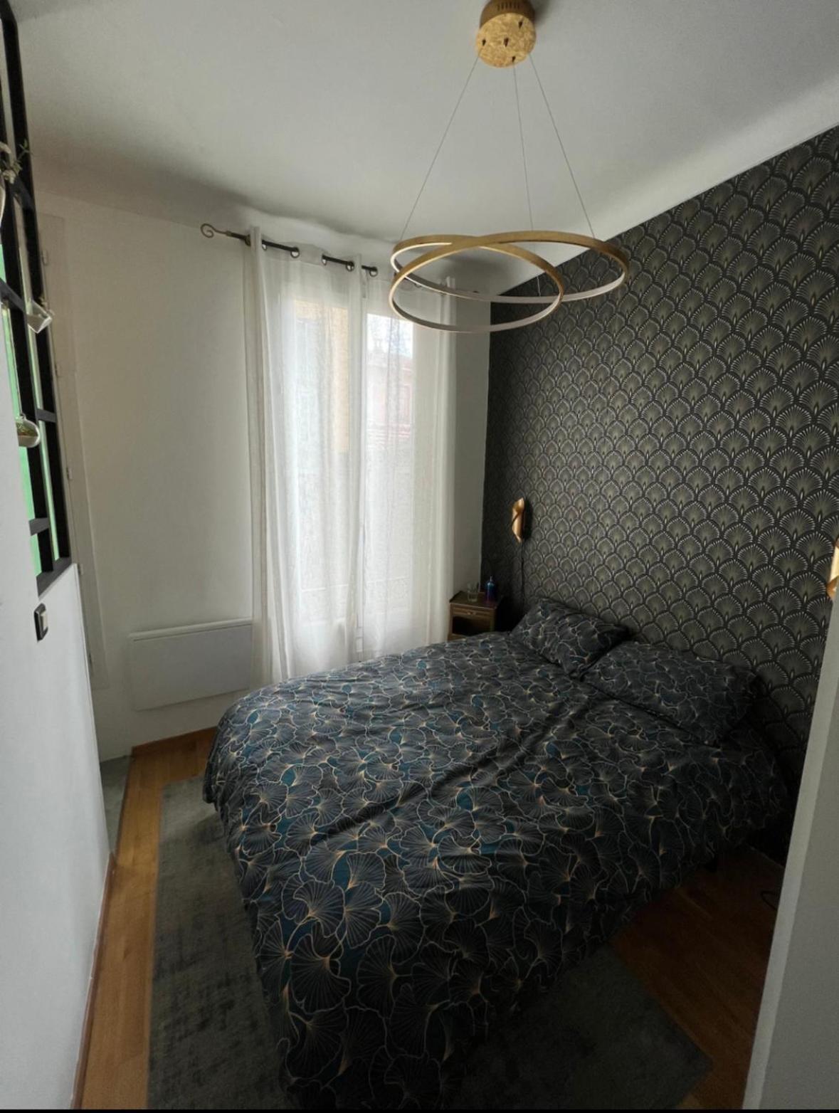 Apartment Charmant T2 *