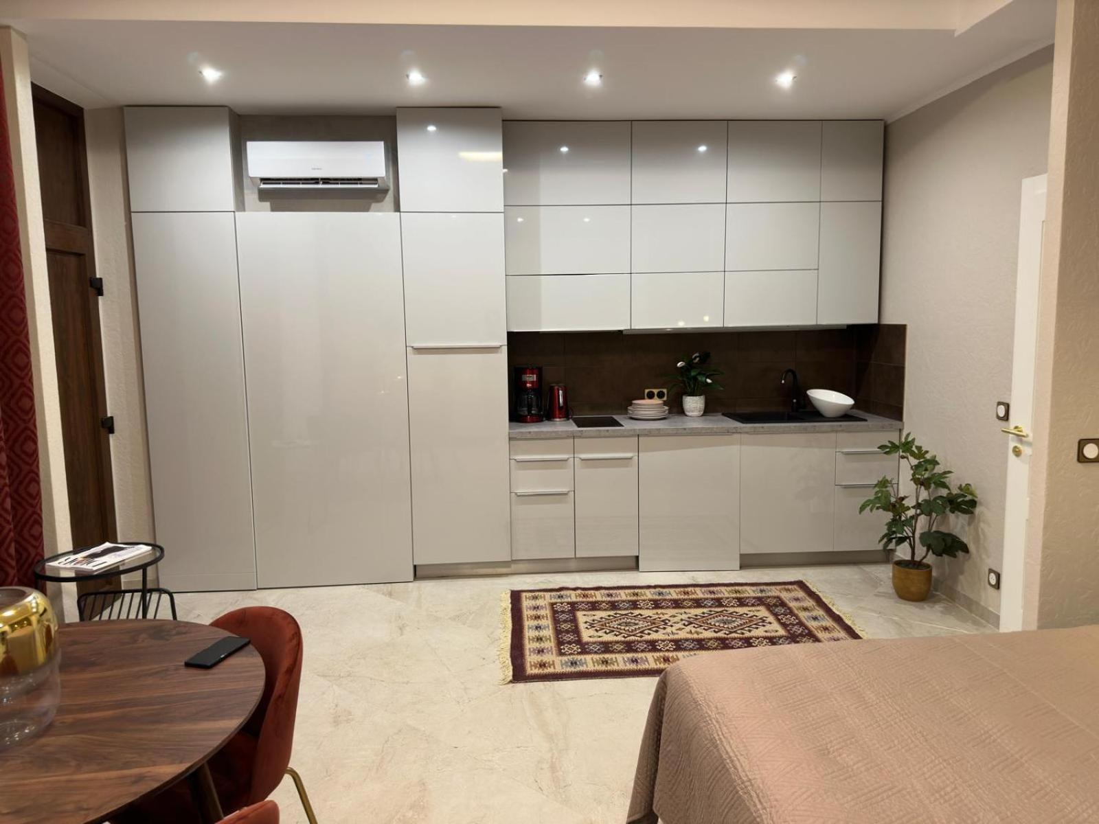 Appartement Extraordinaire Grand Au Centre 6 Minutes A Pied De La Et L'hotel Negresco