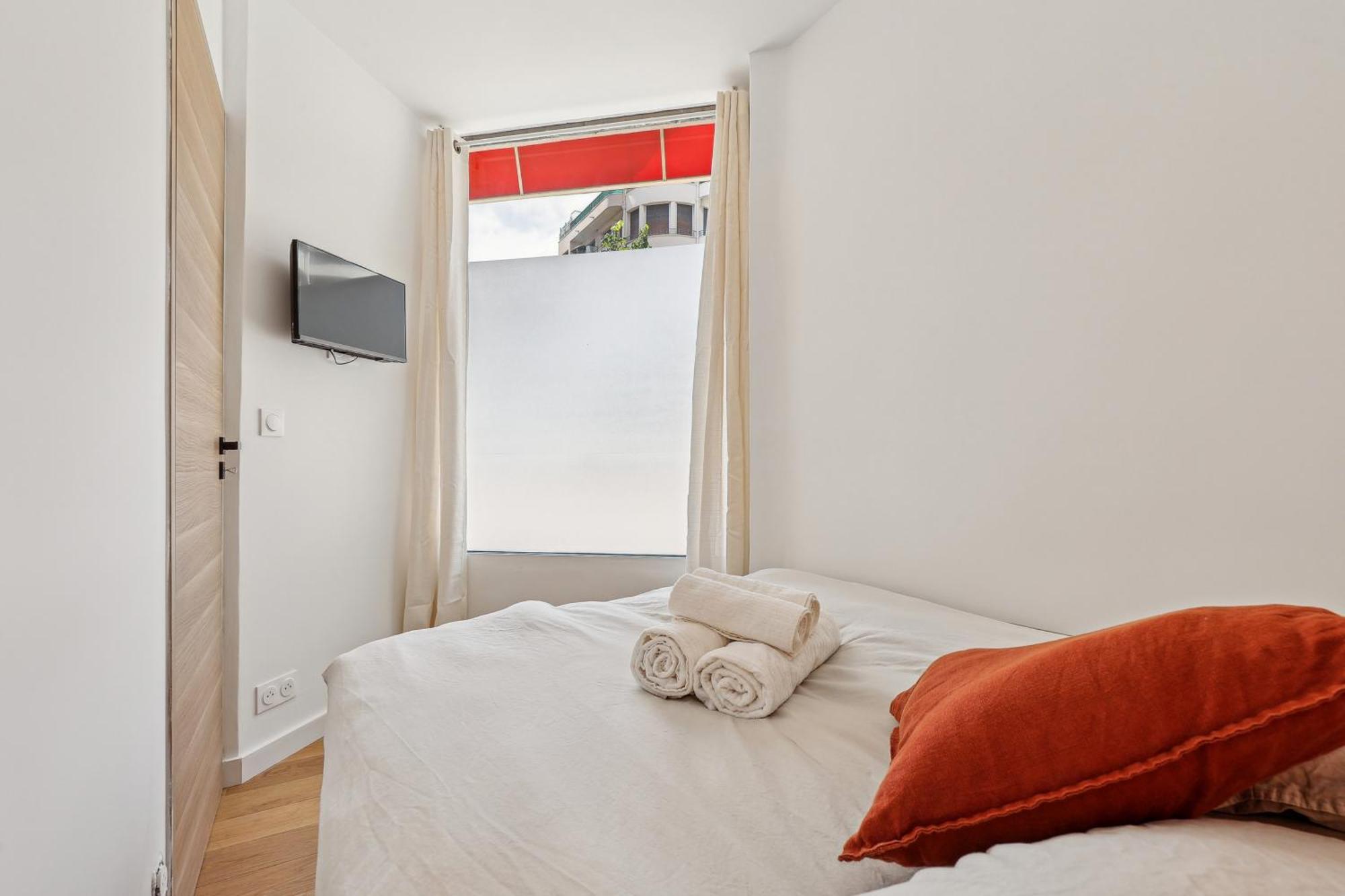 Lavie Maison Trio Seaside With Sauna And Hot Tub *