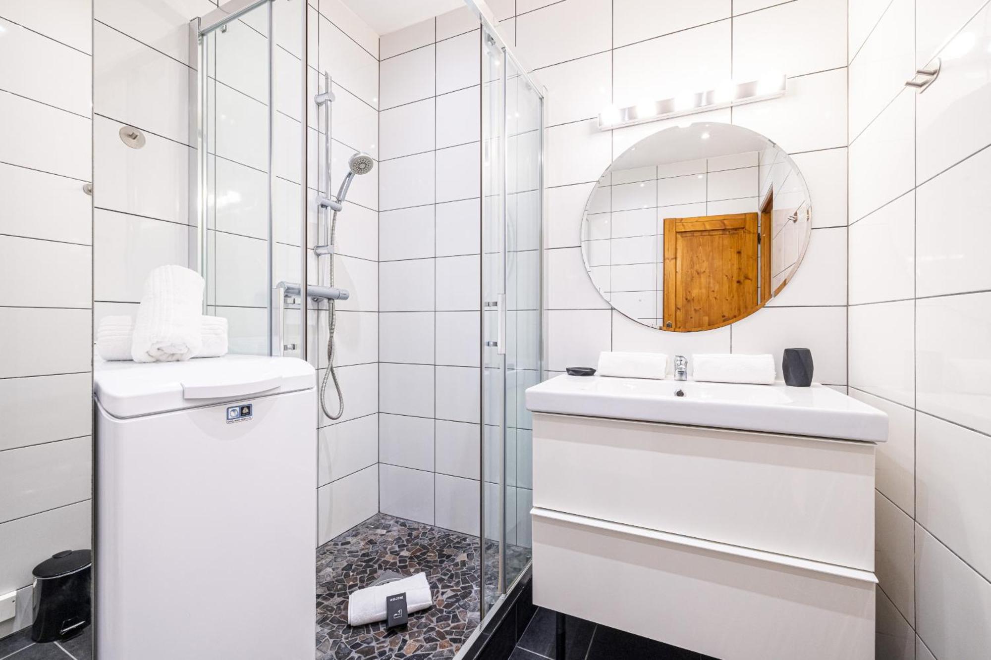 Apartment 2 Bdr Heart Old Town Nice