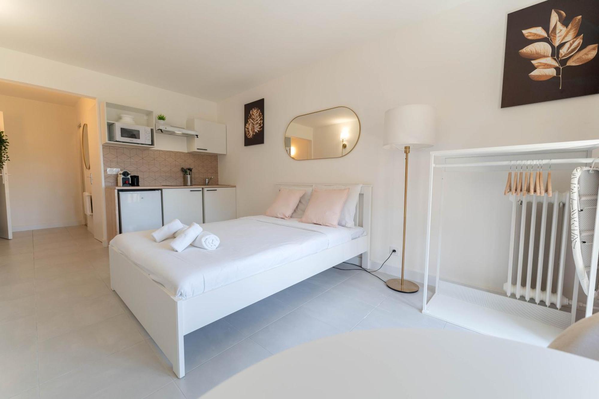 Cosy Nice