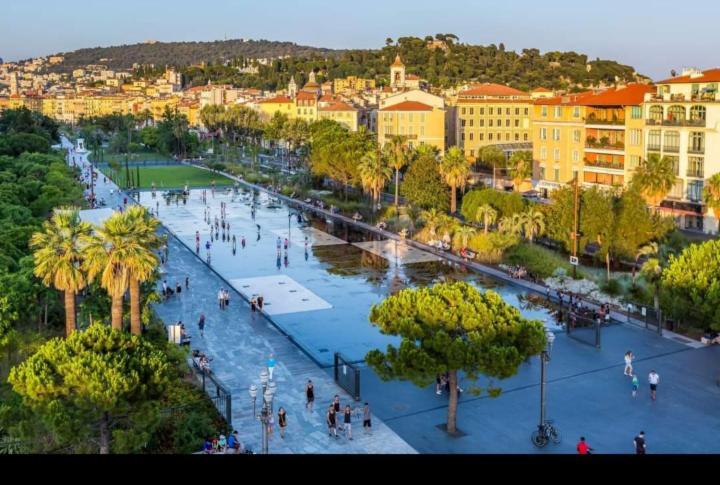 Apartment Coeur ! Zone Touristique ! Nice