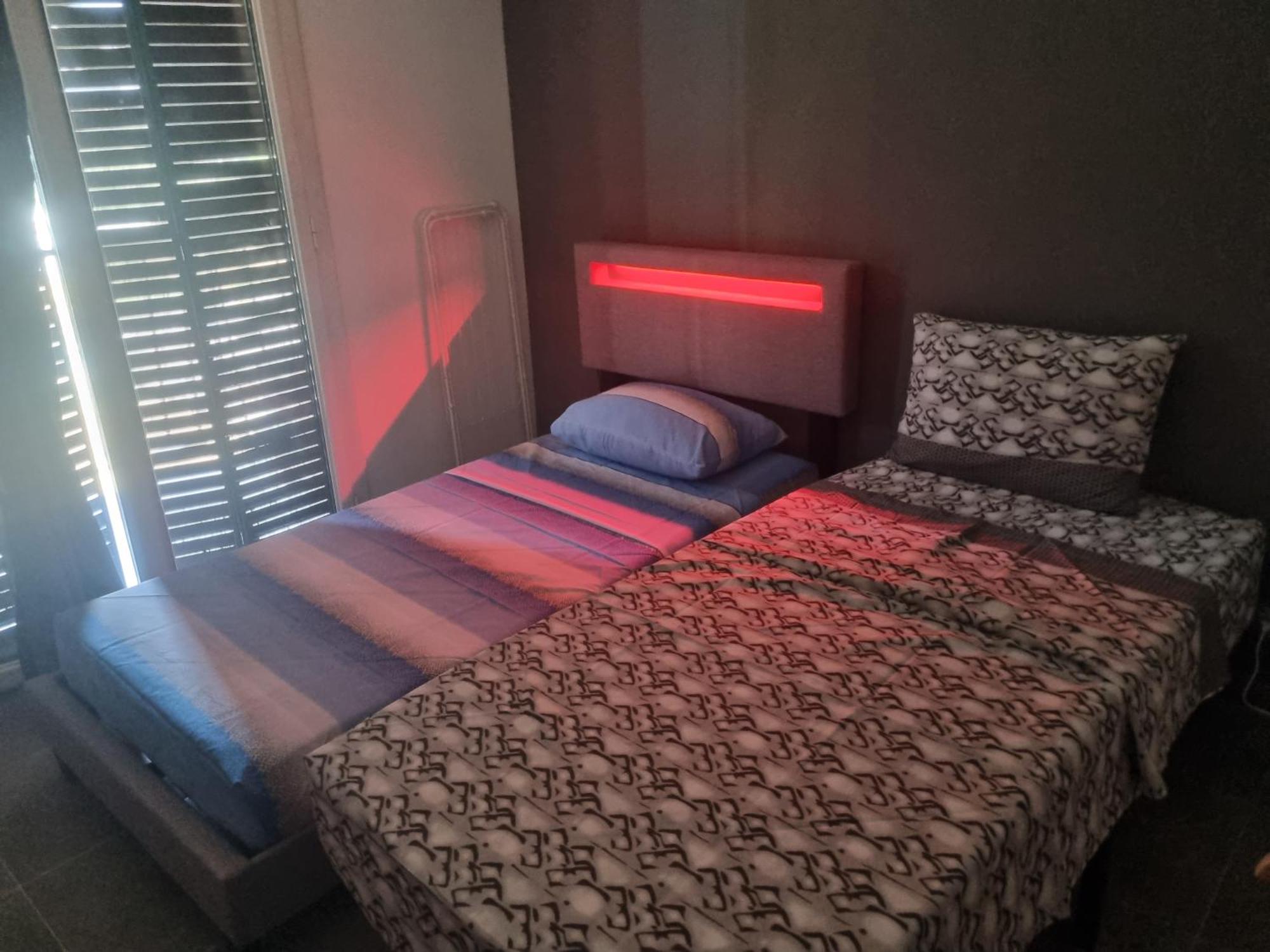 Privative Renove 2024, Climatisation, Tramway Sur Place , 12 Min Centre, 16 Min Plage, Apercu Lateral Mer, 2 Wc Avec 2 Salle De Bain, Private Renovated 2024, Air-conditioned , Tram On Spot, 2 Toilets And 2 Bathrooms Bed & Breakfast *