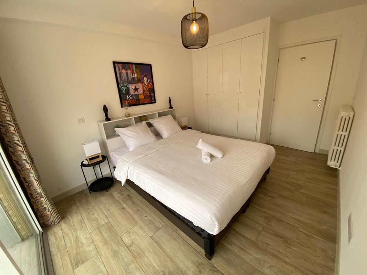 Magnifique T3, Spacieux, Lumineux Et Traversant