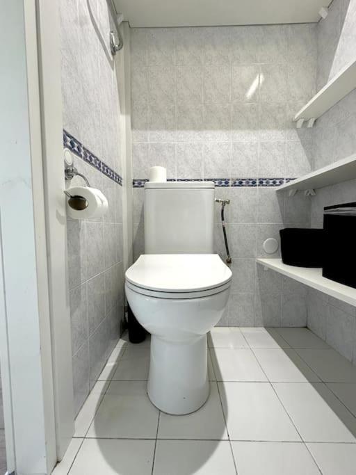 Joli Studio, Idealement Situe, Tres Proche Gare * Nice