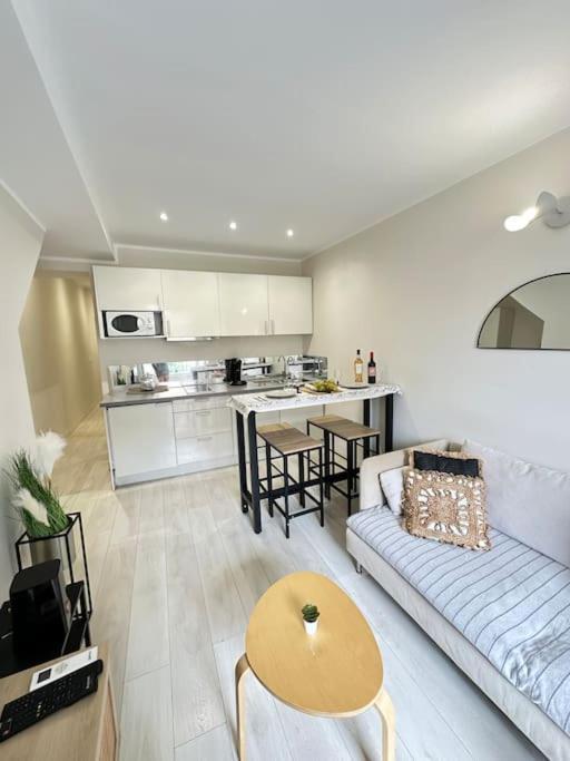 Apartment Calme - 2 - Proche Promenade