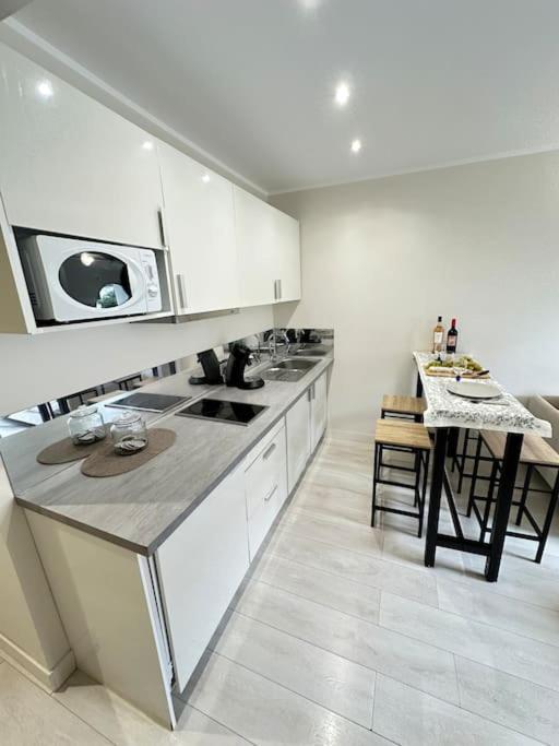 Calme - 2 - Proche Promenade Apartment *