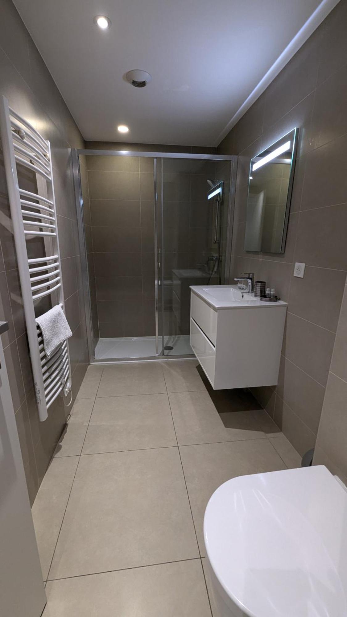 Apartment Les Volets Bleus